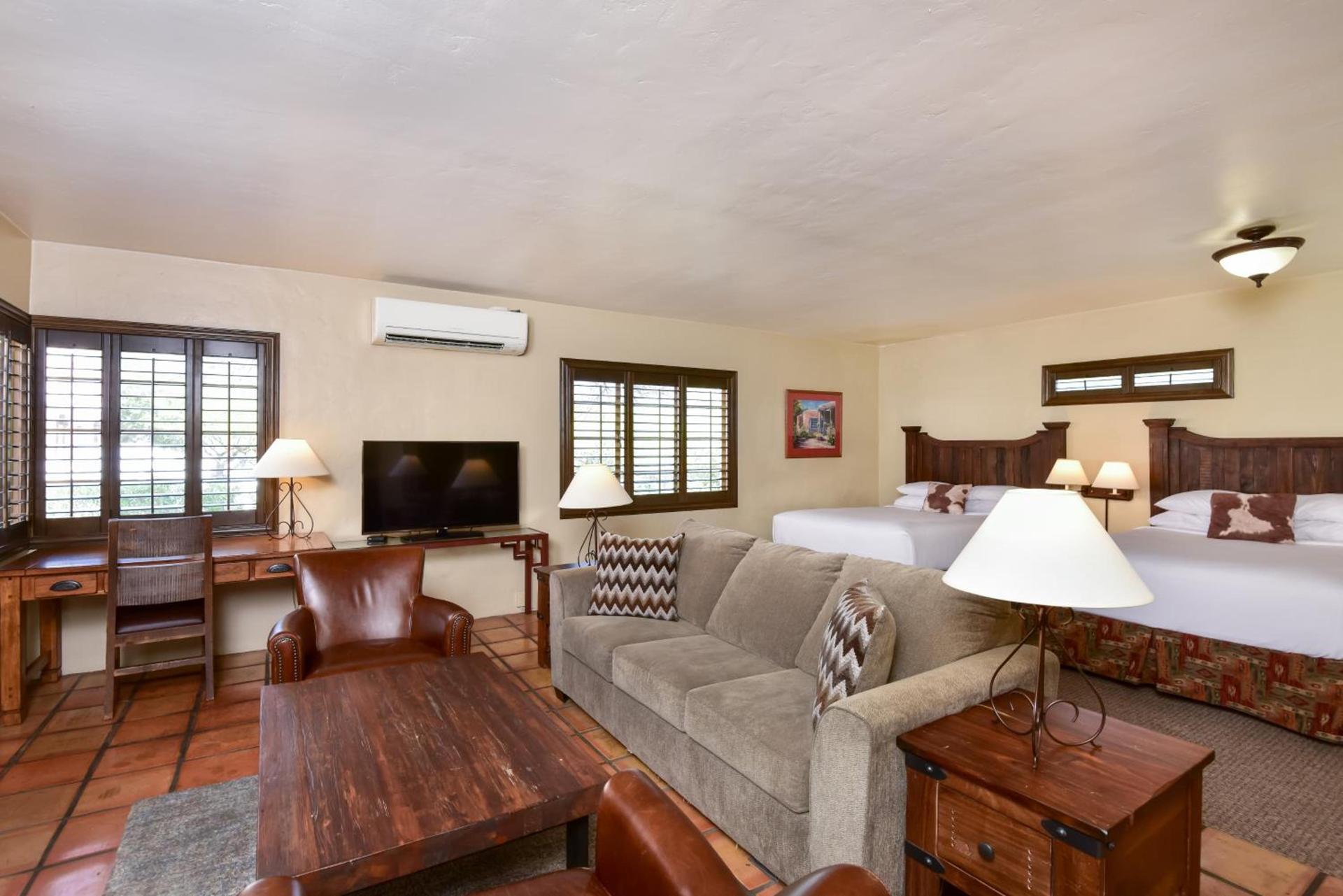 Lodge On The Desert photo 41