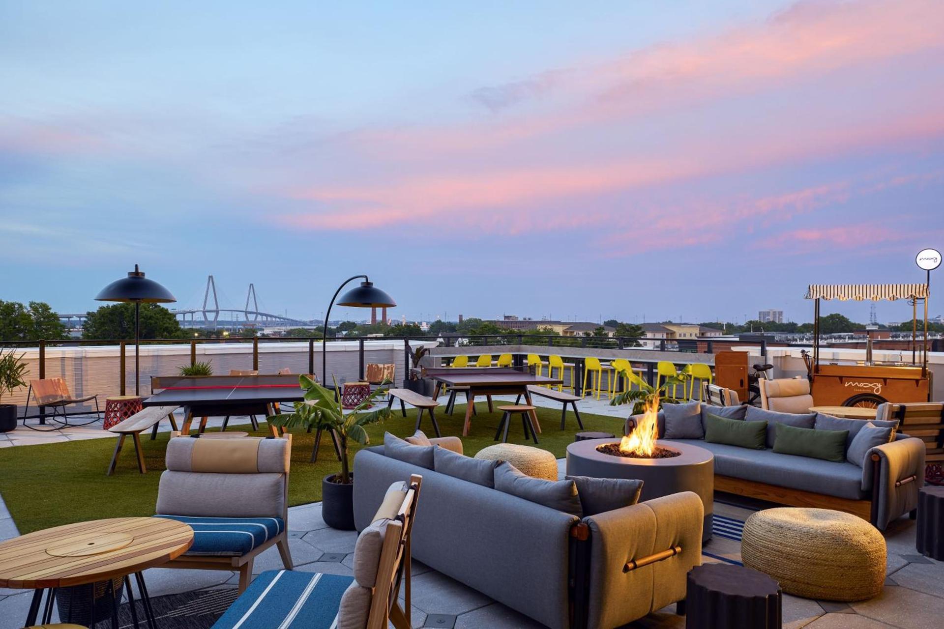 Moxy Charleston Downtown photo 3