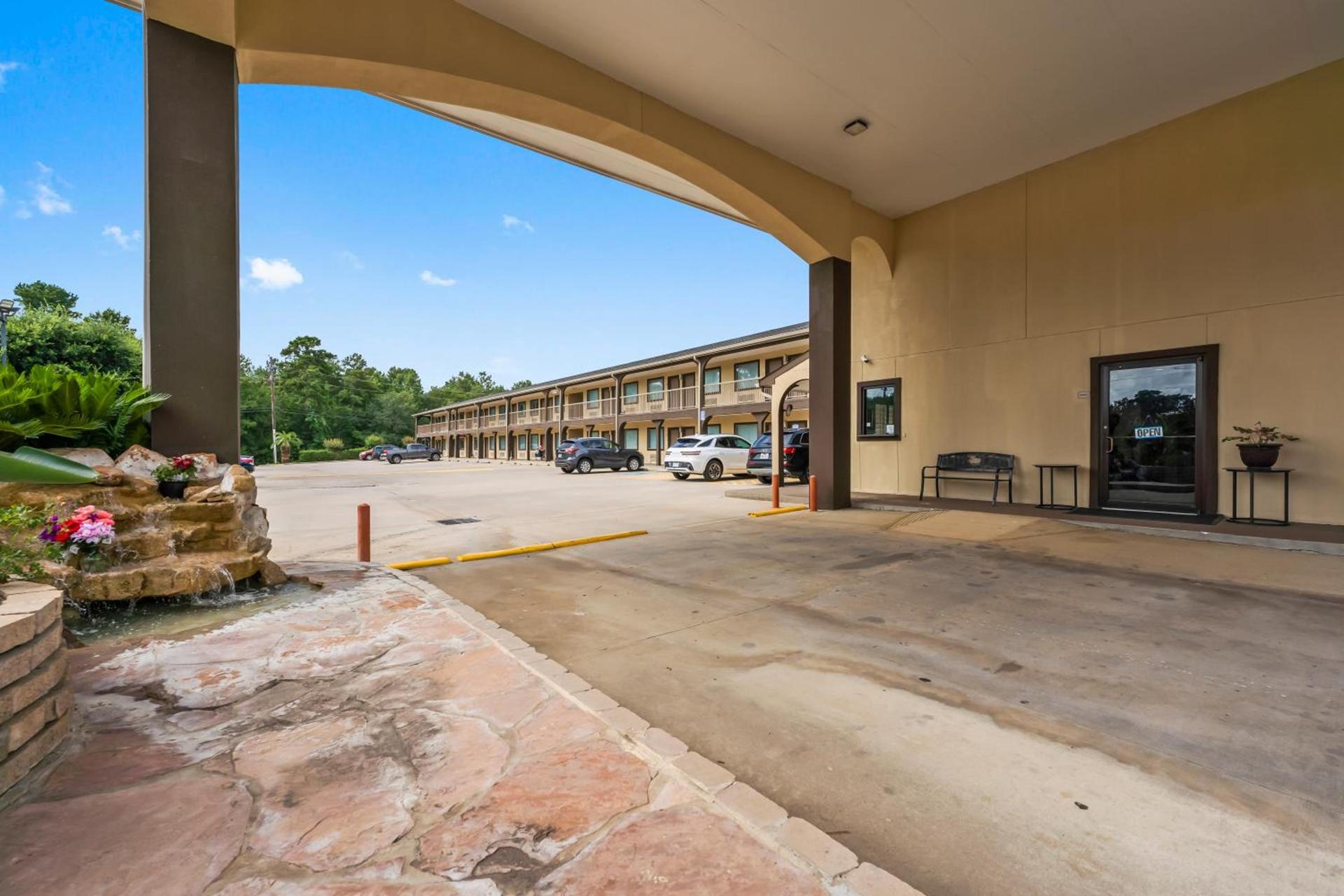 Executive Inn & Suites Magnolia photo 26