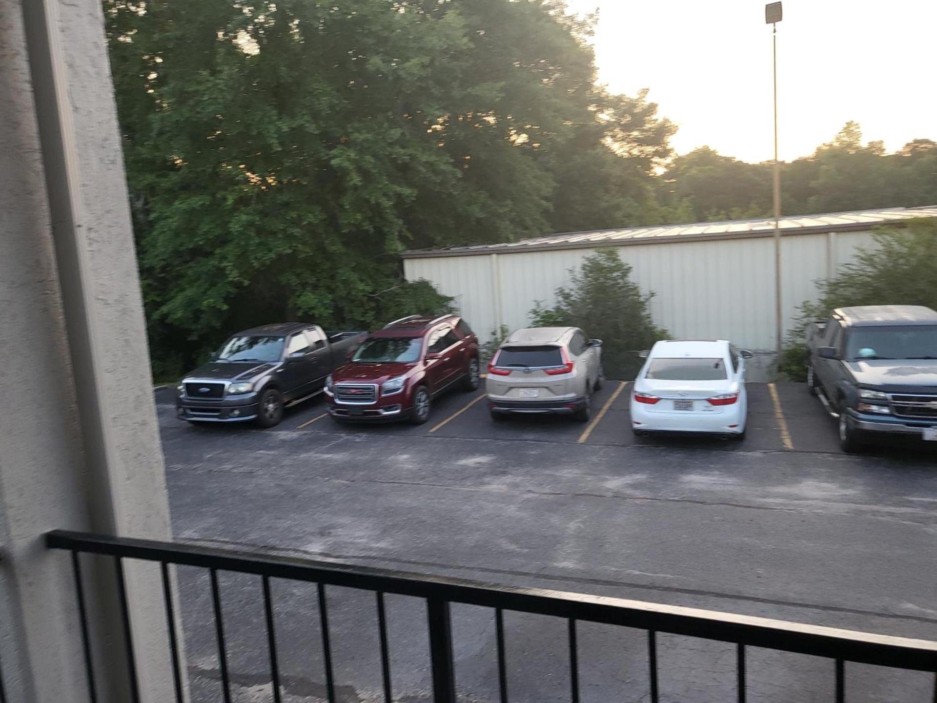 Econolodge photo 17