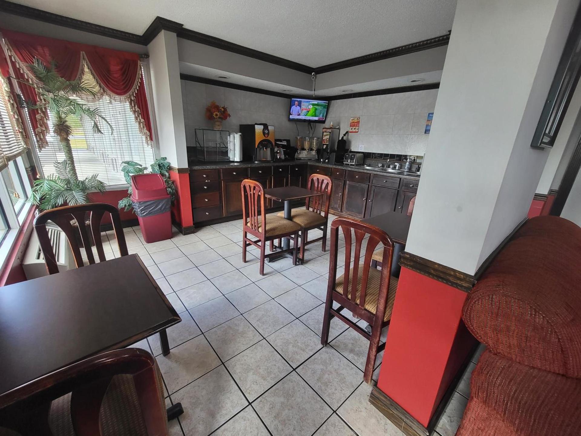 Econolodge photo 58