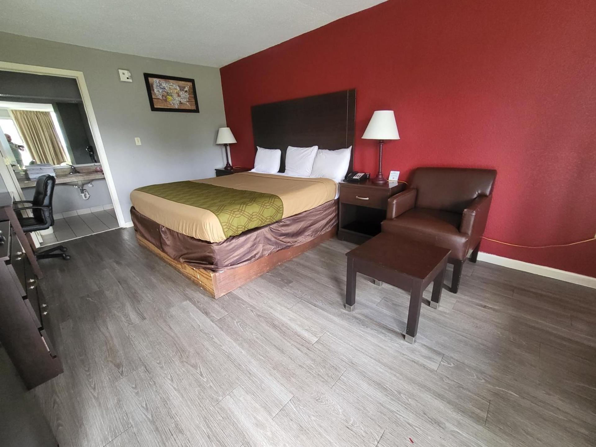 Econolodge photo 63