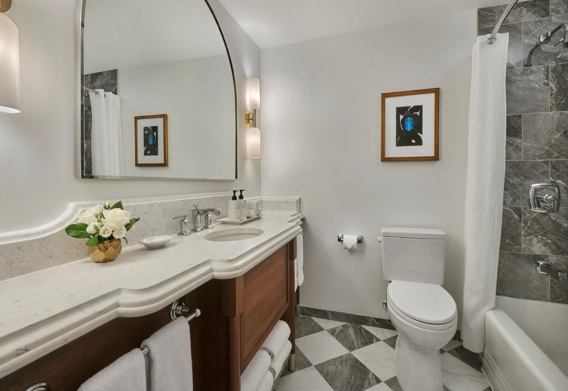 InterContinental Chicago Magnificent Mile by IHG photo 13