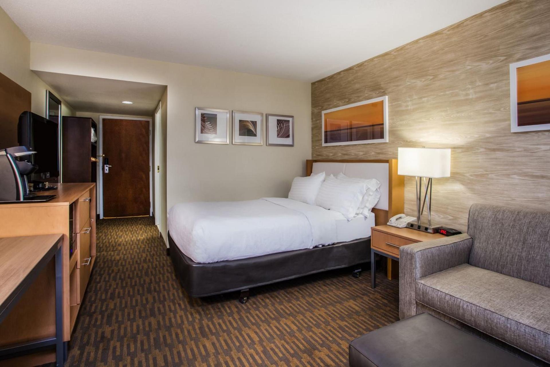 Holiday Inn Saratoga Springs by IHG photo 38