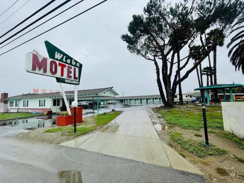 Wiebe Motel photo 2