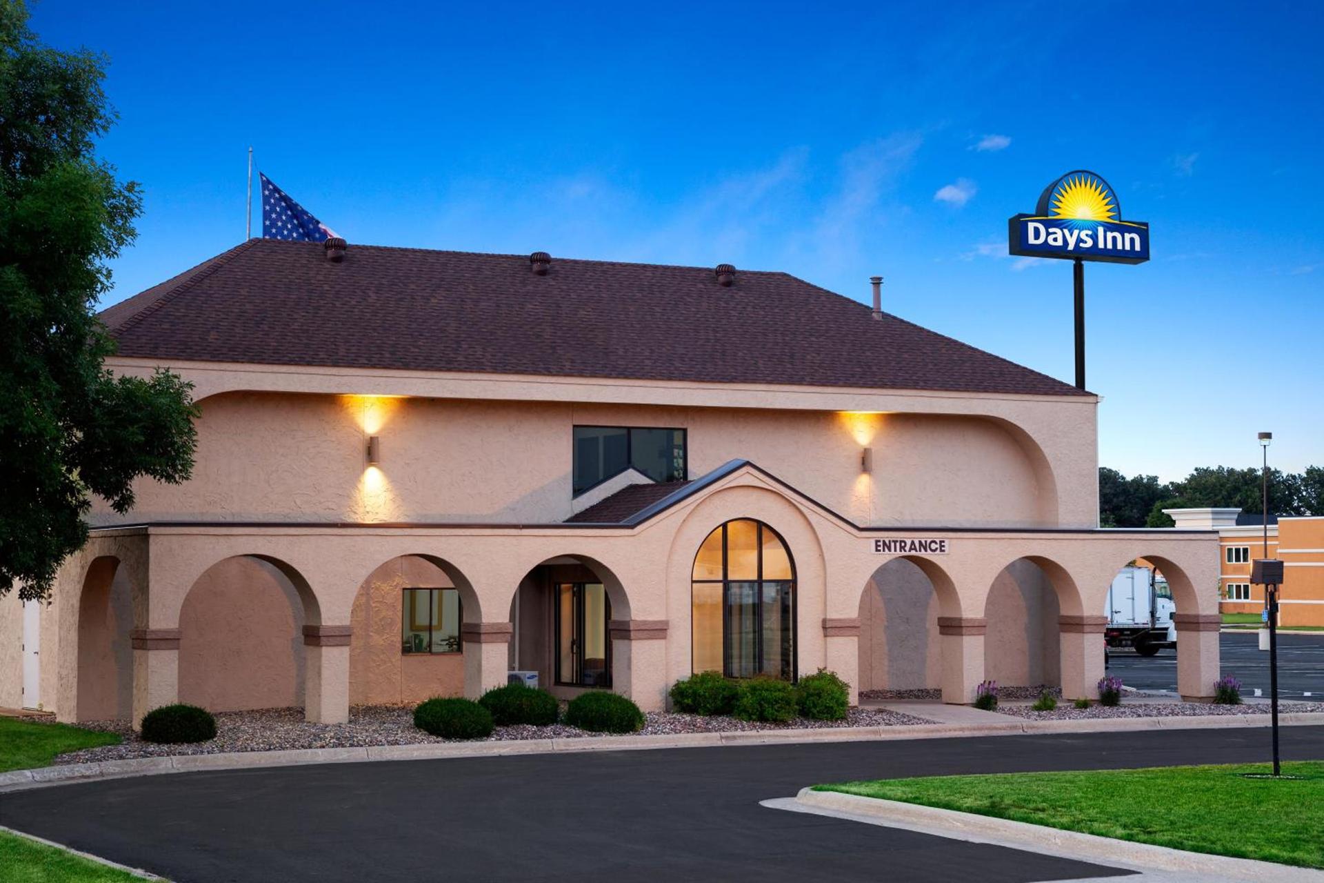 Days Inn by Wyndham Austin photo 6