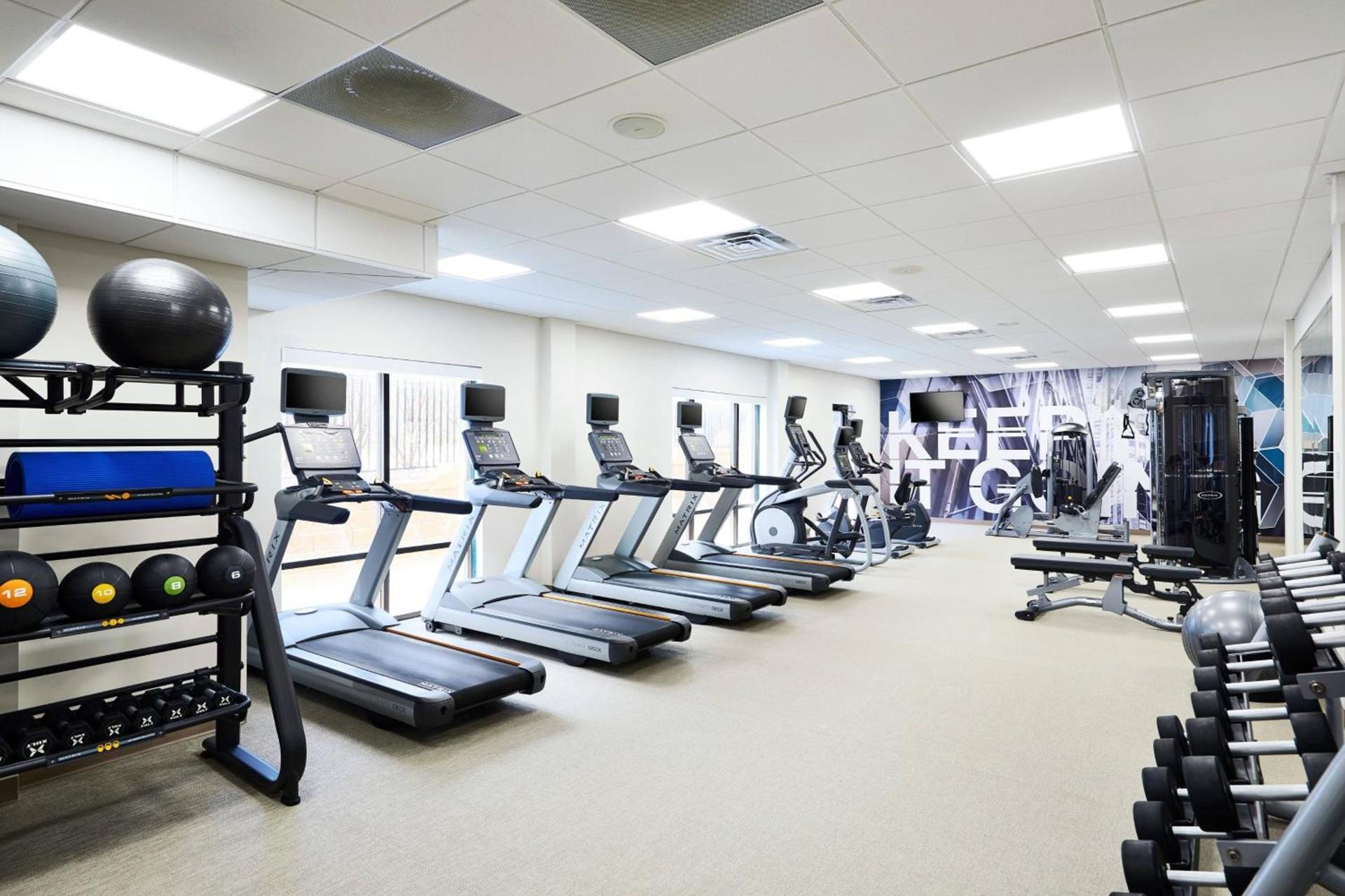 SpringHill Suites St. Louis Brentwood photo 24