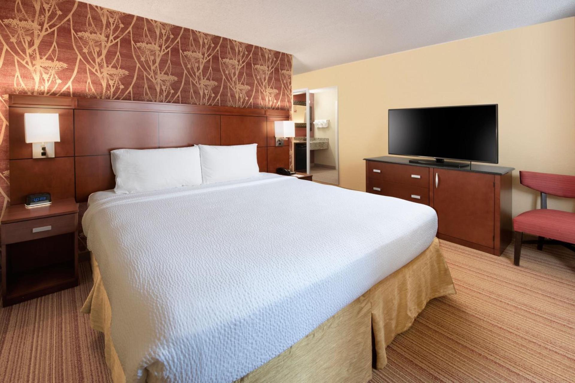 Courtyard by Marriott Dallas Plano in Legacy Park photo 16