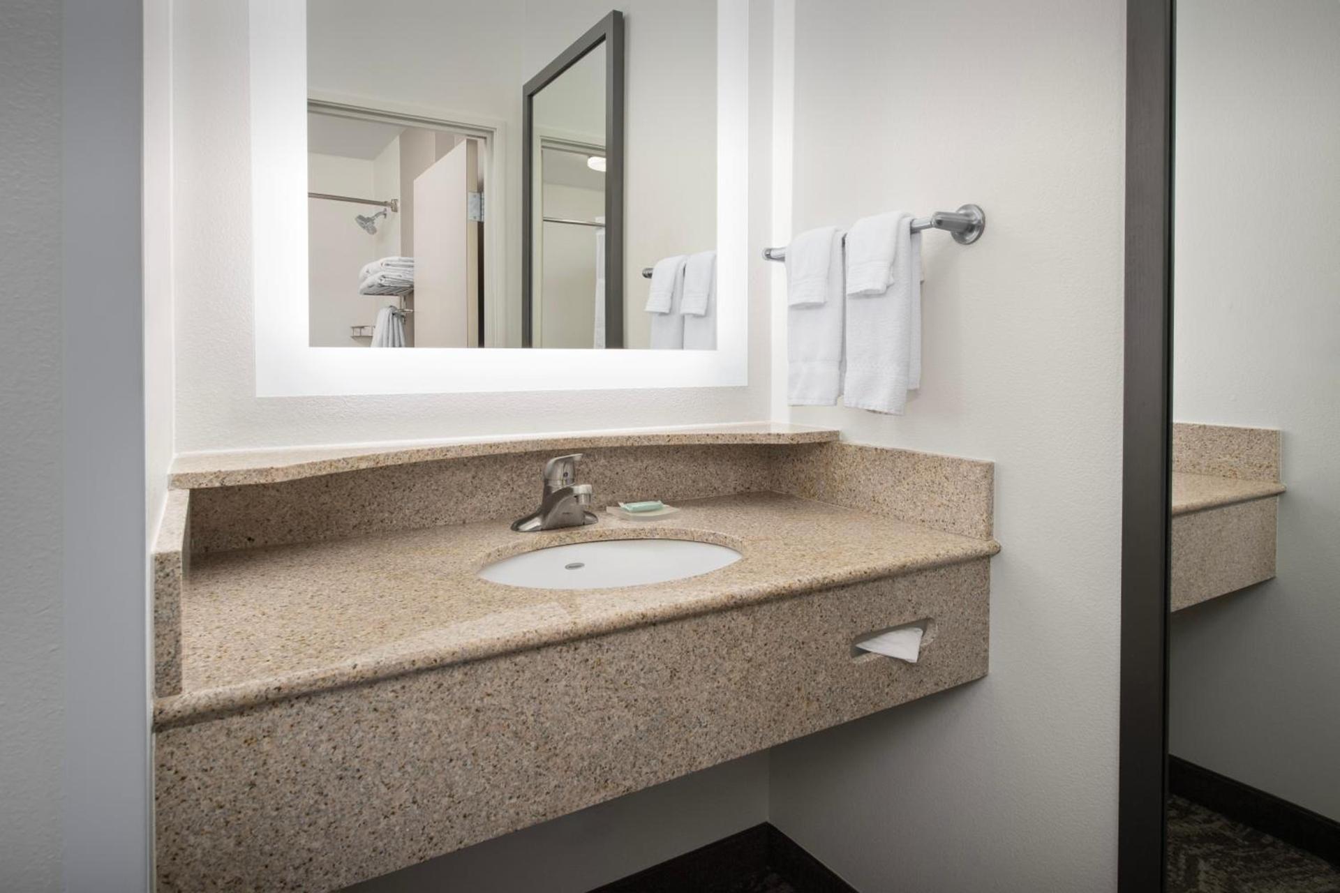 SpringHill Suites by Marriott Portland Vancouver photo 9