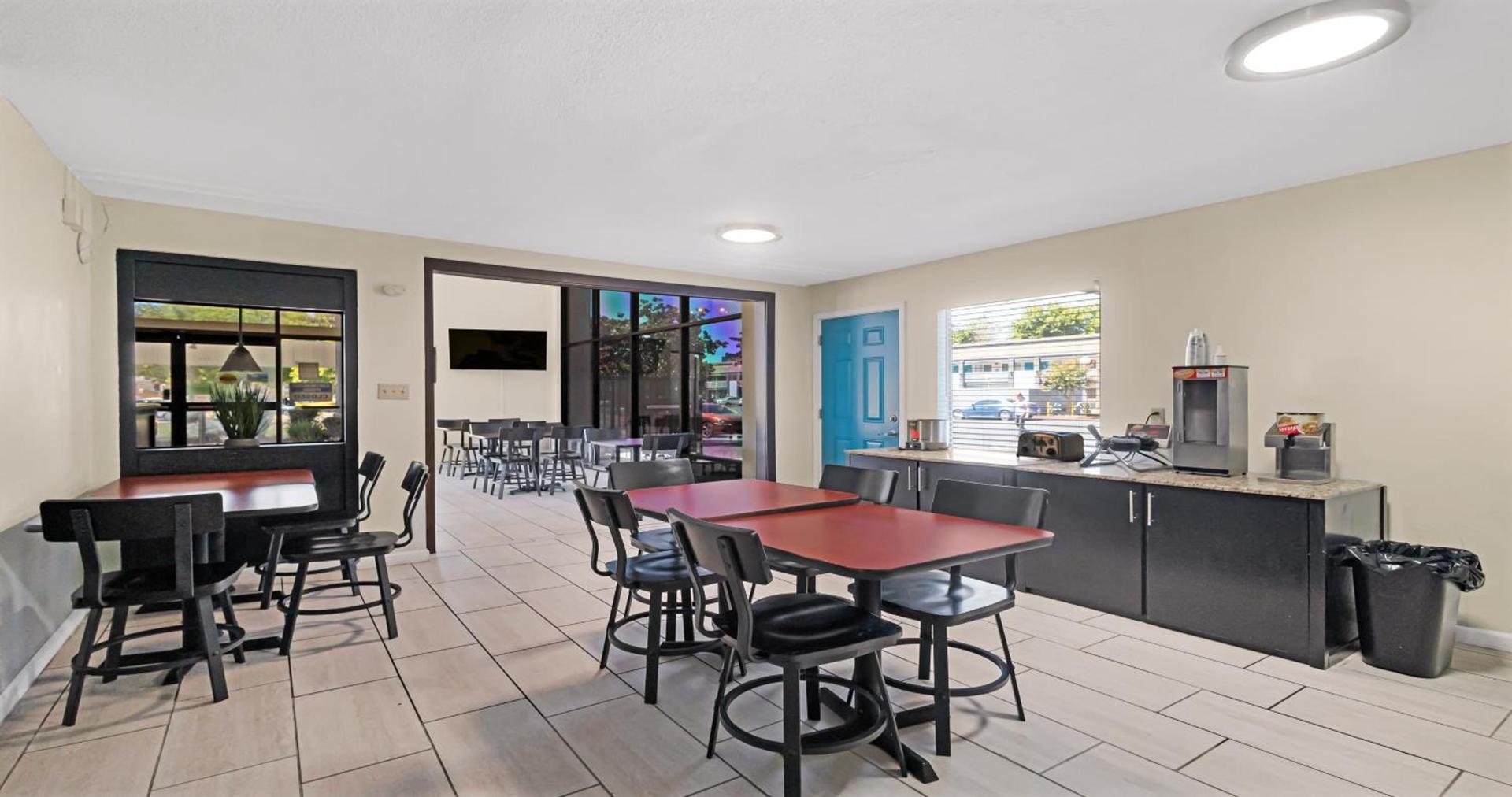 SureStay Plus Hotel by Best Western Sacramento North photo 86