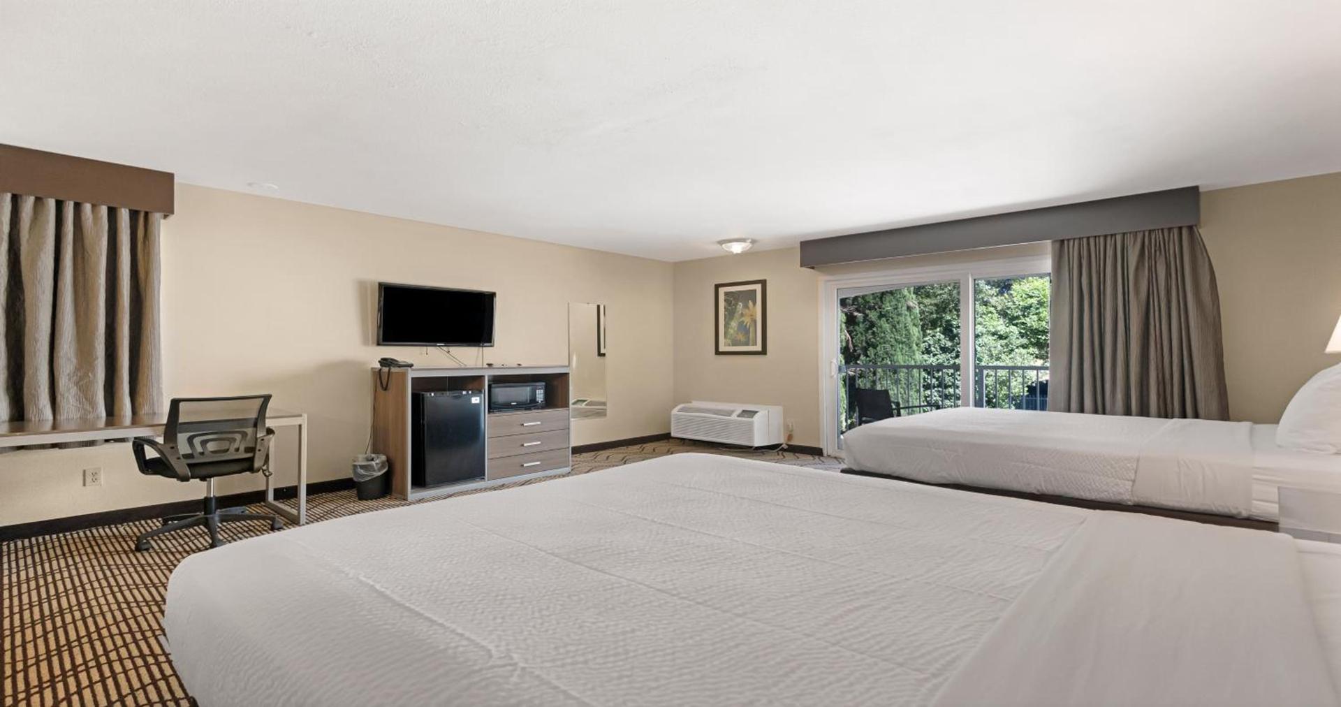 SureStay Plus Hotel by Best Western Sacramento North photo 97