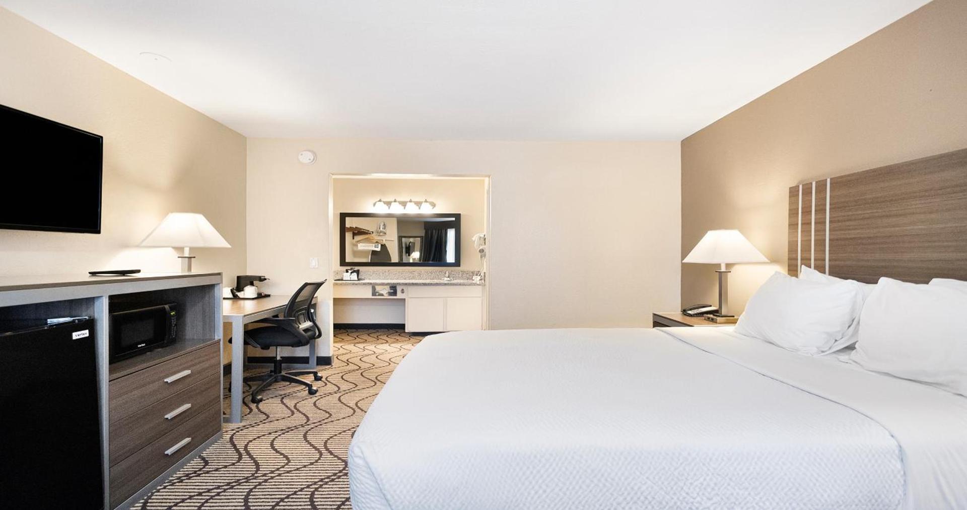 SureStay Plus Hotel by Best Western Sacramento North photo 99