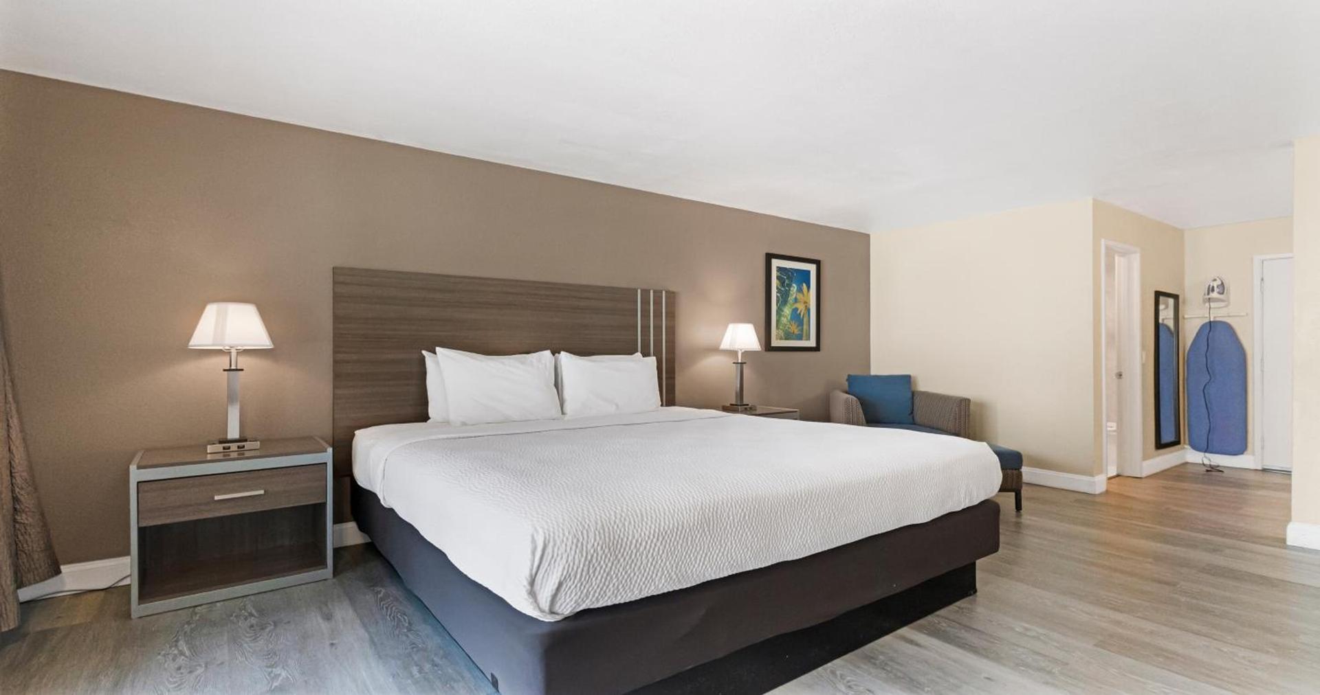 SureStay Plus Hotel by Best Western Sacramento North photo 38
