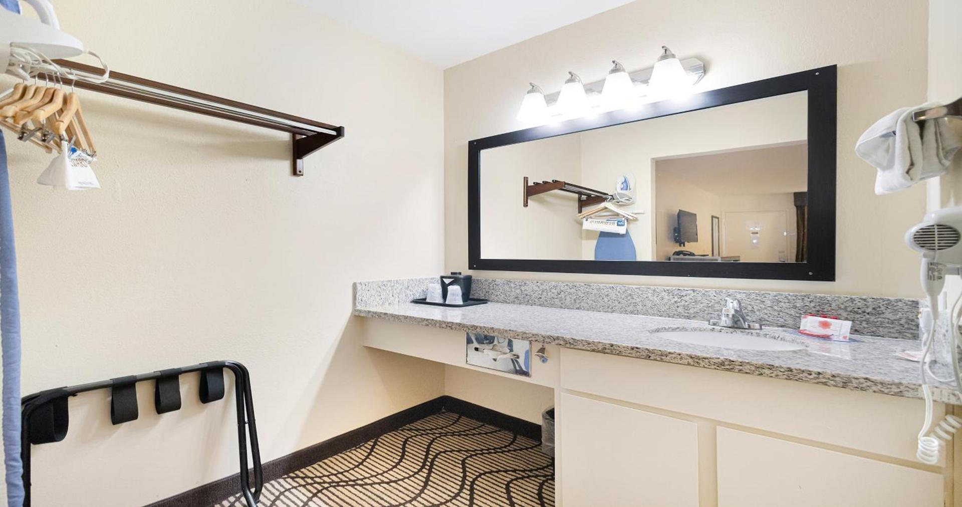 SureStay Plus Hotel by Best Western Sacramento North photo 80