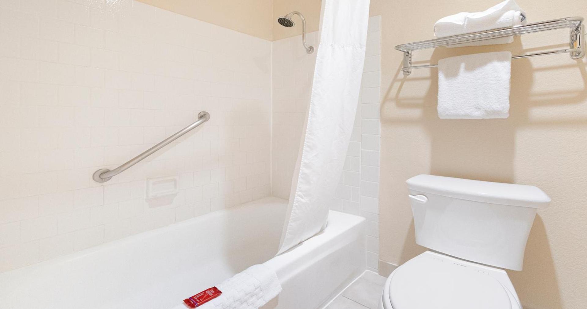 SureStay Plus Hotel by Best Western Sacramento North photo 42