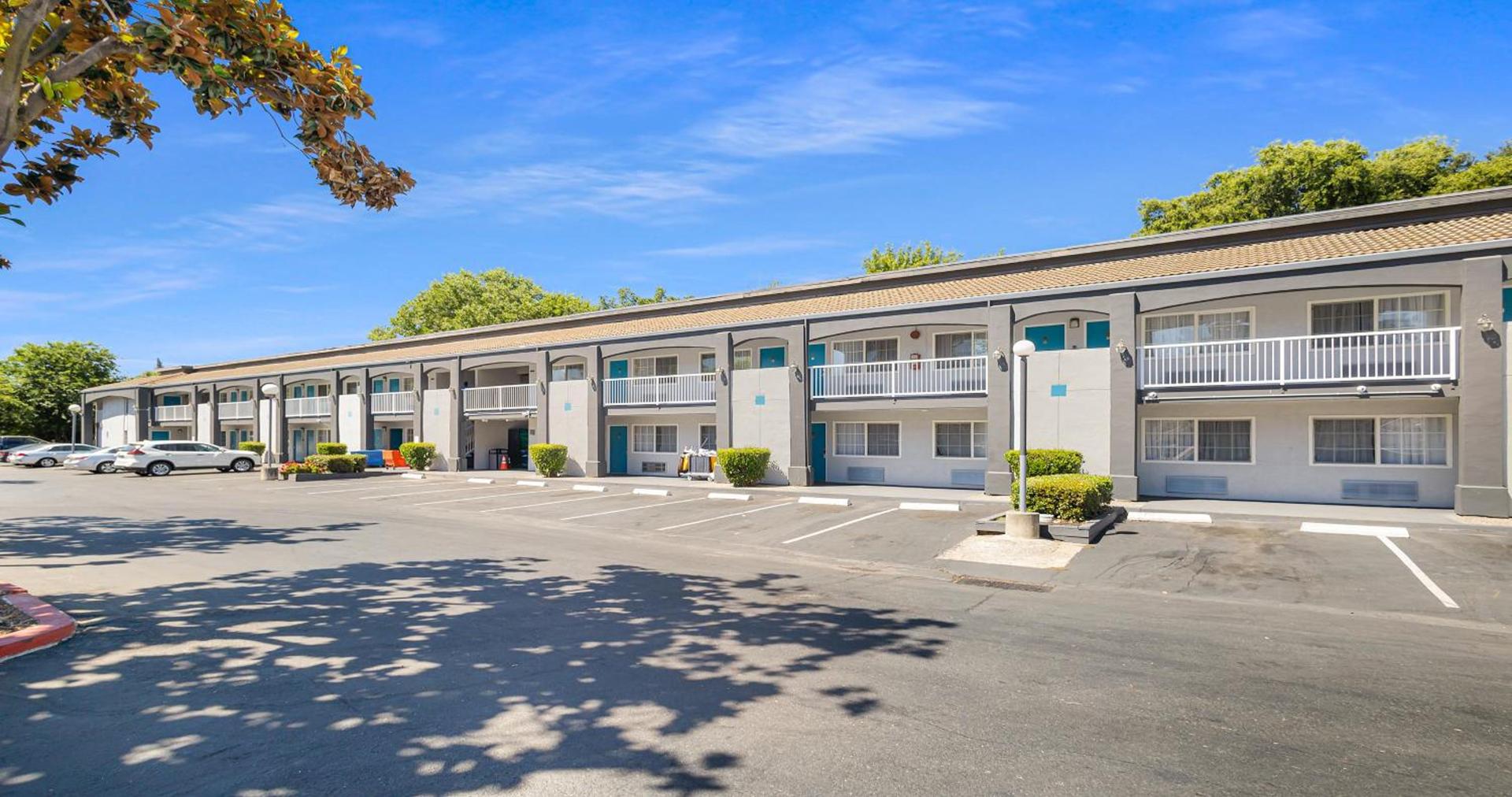 SureStay Plus Hotel by Best Western Sacramento North photo 49