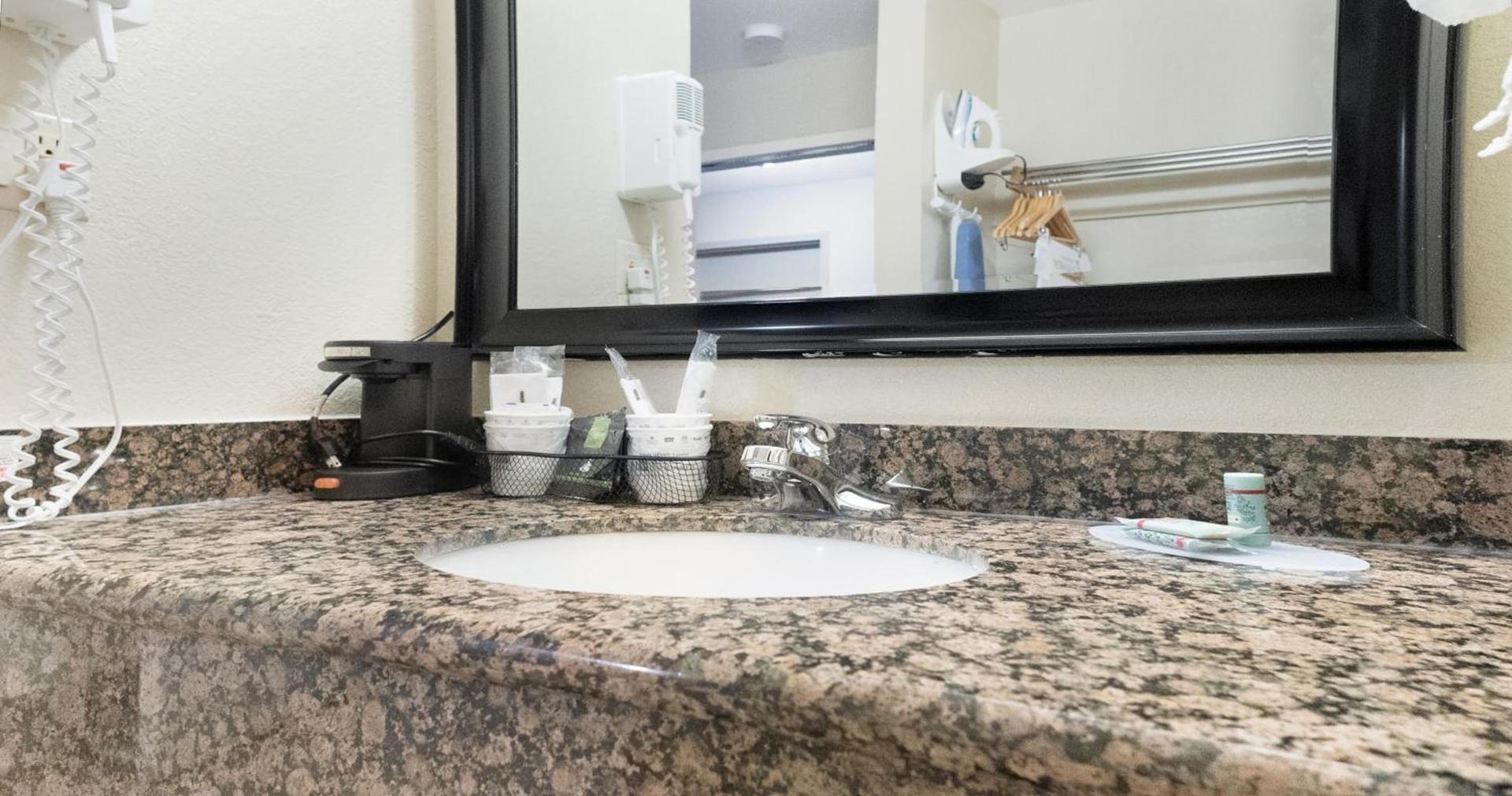 Best Western Amador Inn photo 75