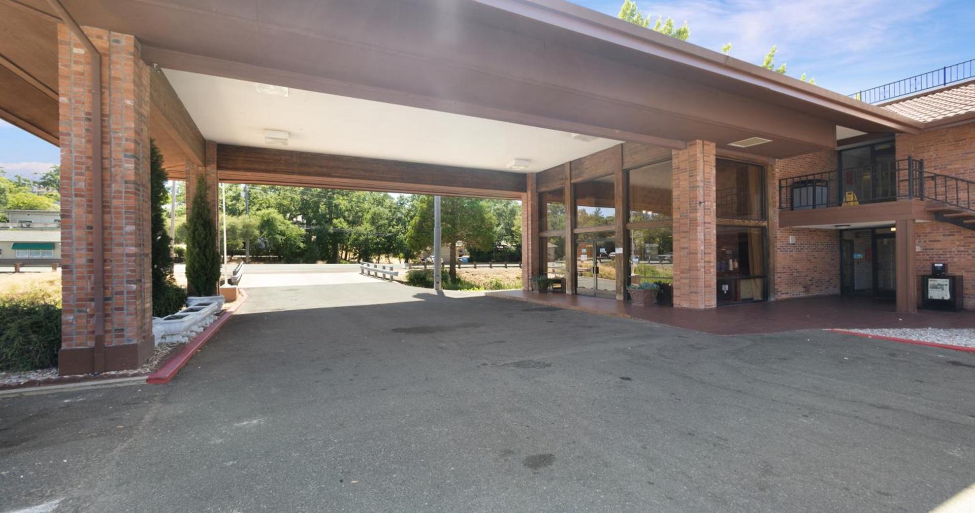 Best Western Amador Inn photo 81