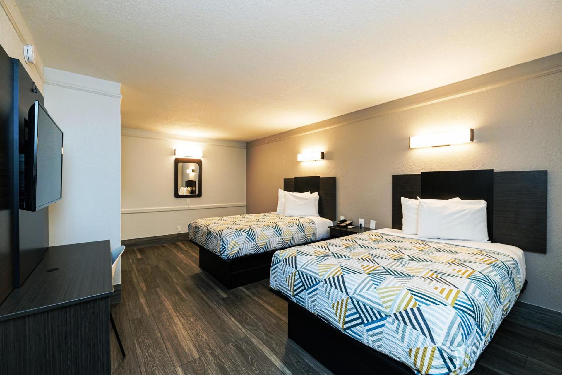 Motel 6-Baytown, TX - Garth Rd photo 28