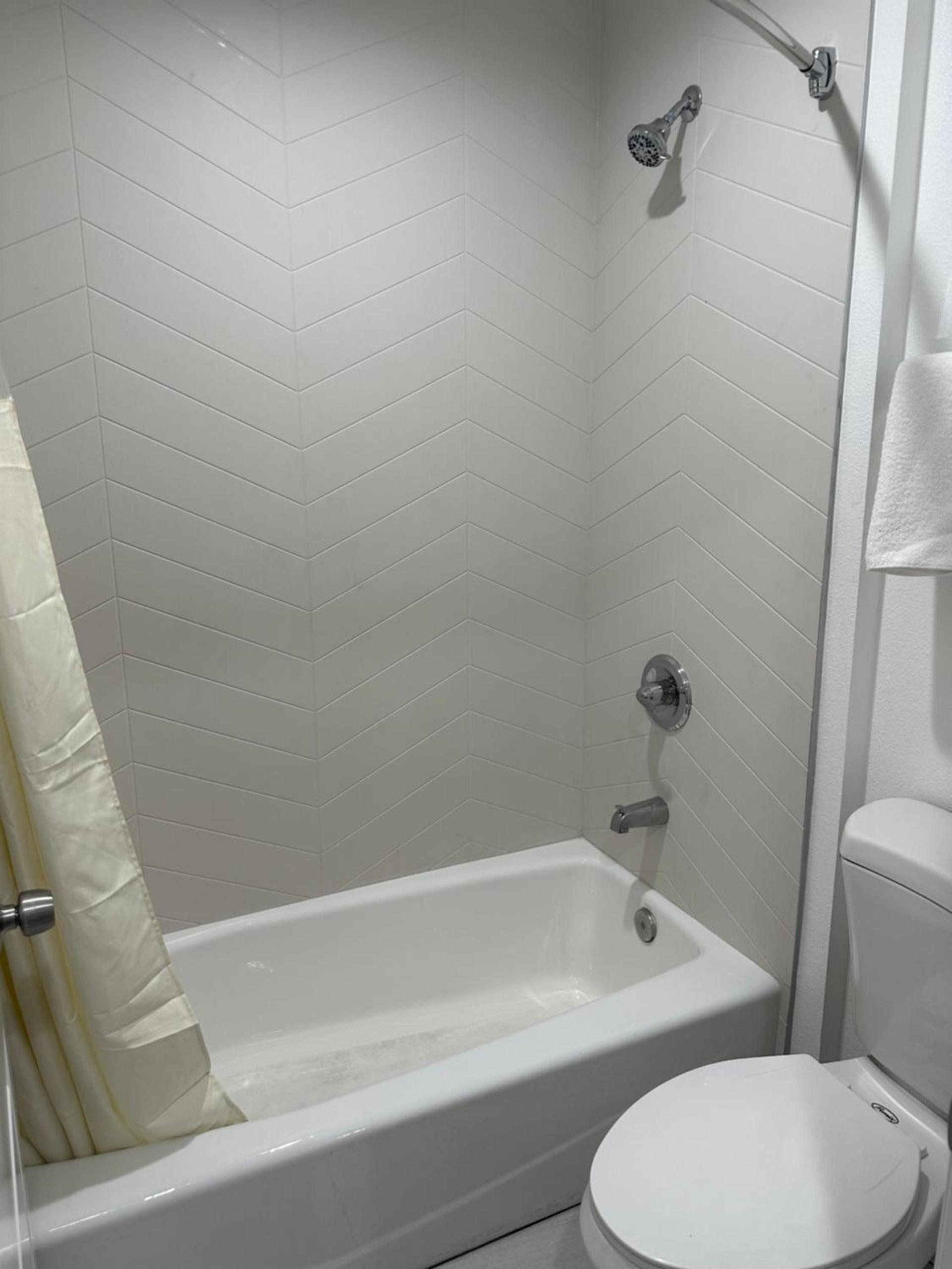 Sahara Inn - Los Angeles photo 56