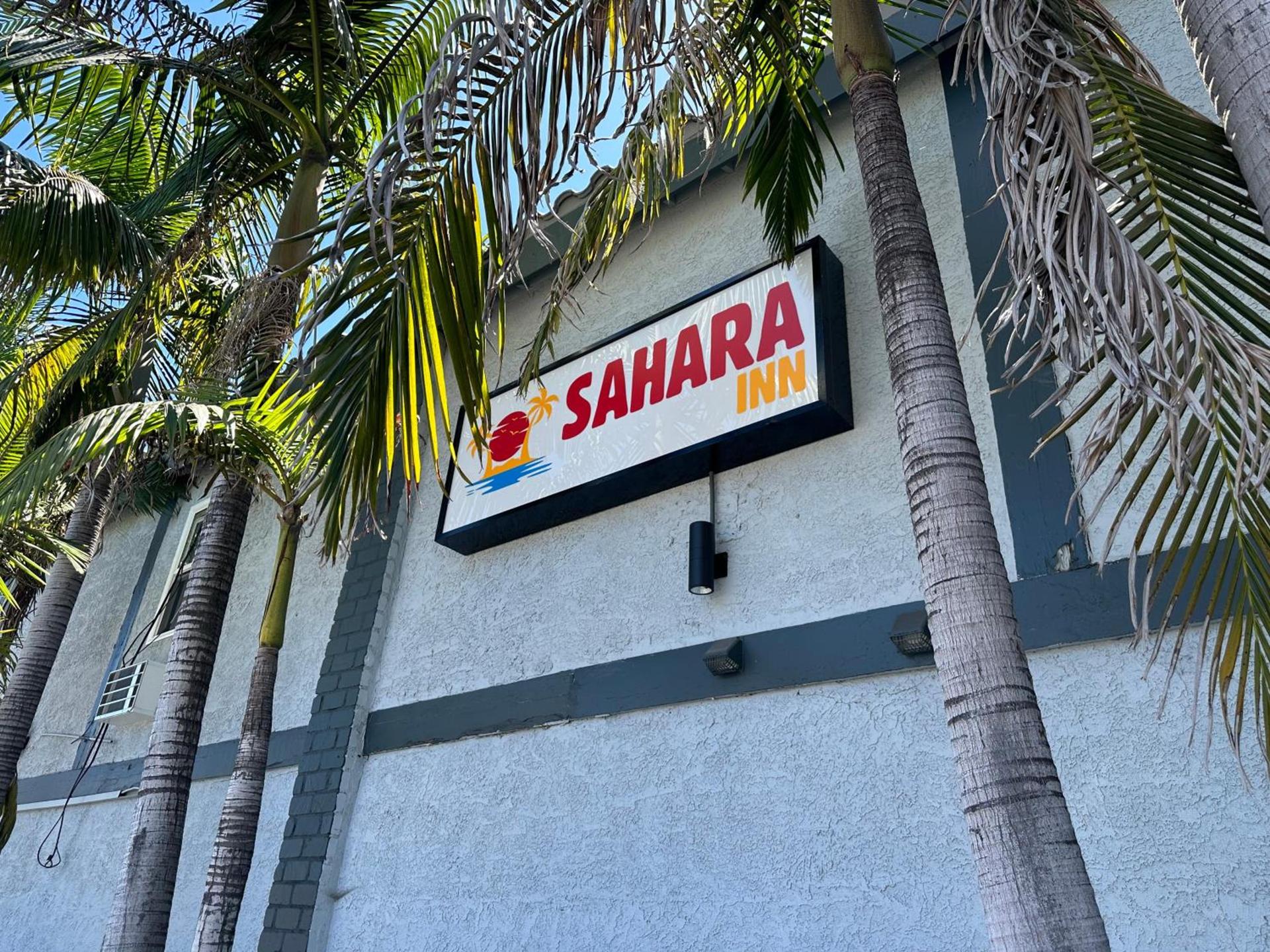 Sahara Inn - Los Angeles photo 6