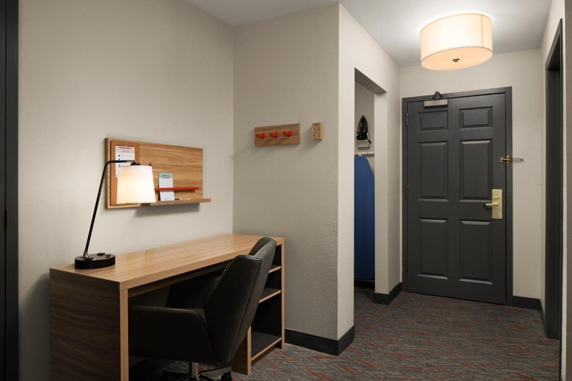 Candlewood Suites St Louis St Charles by IHG photo 33