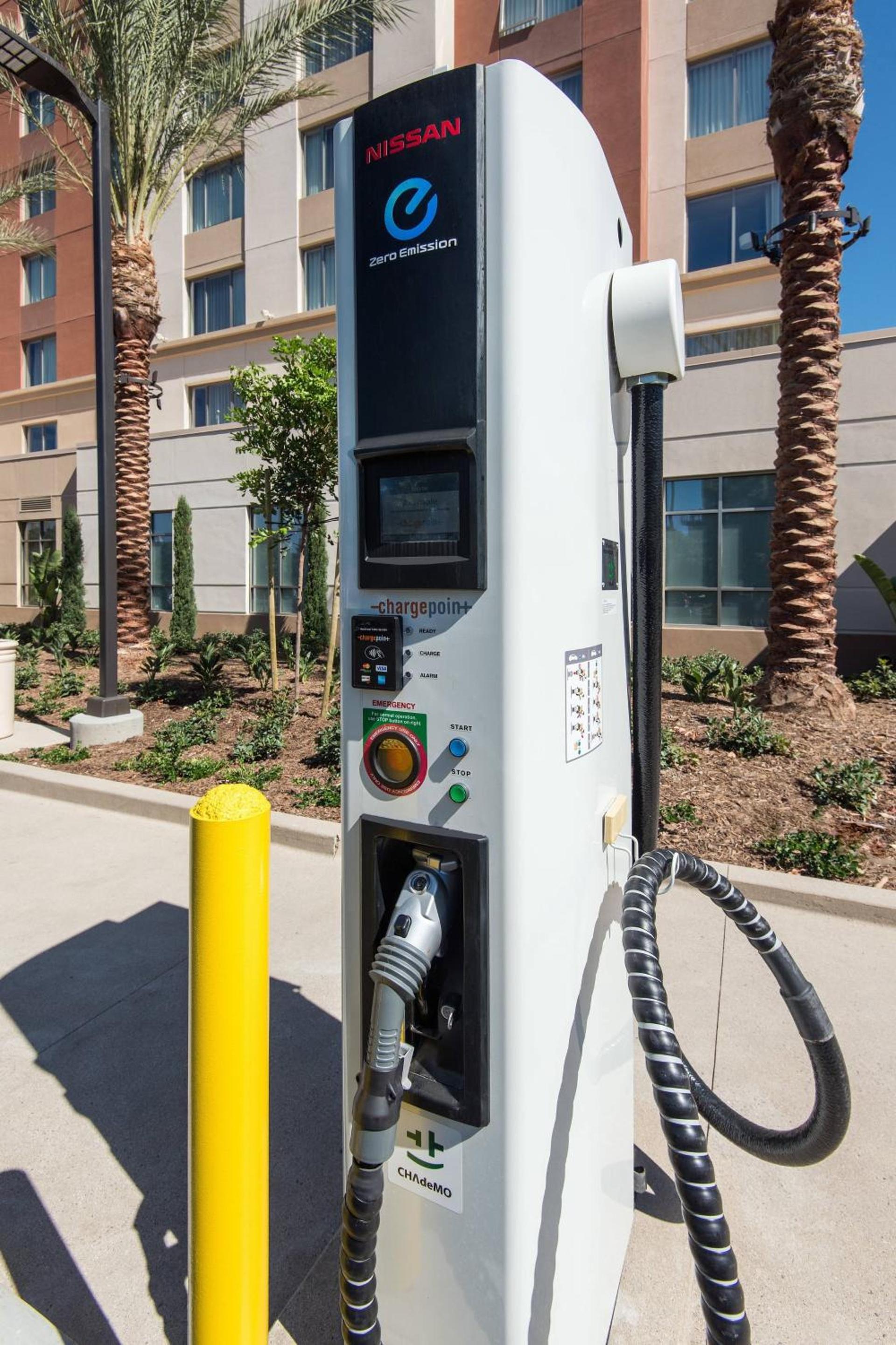 Courtyard by Marriott Irvine Spectrum photo 14