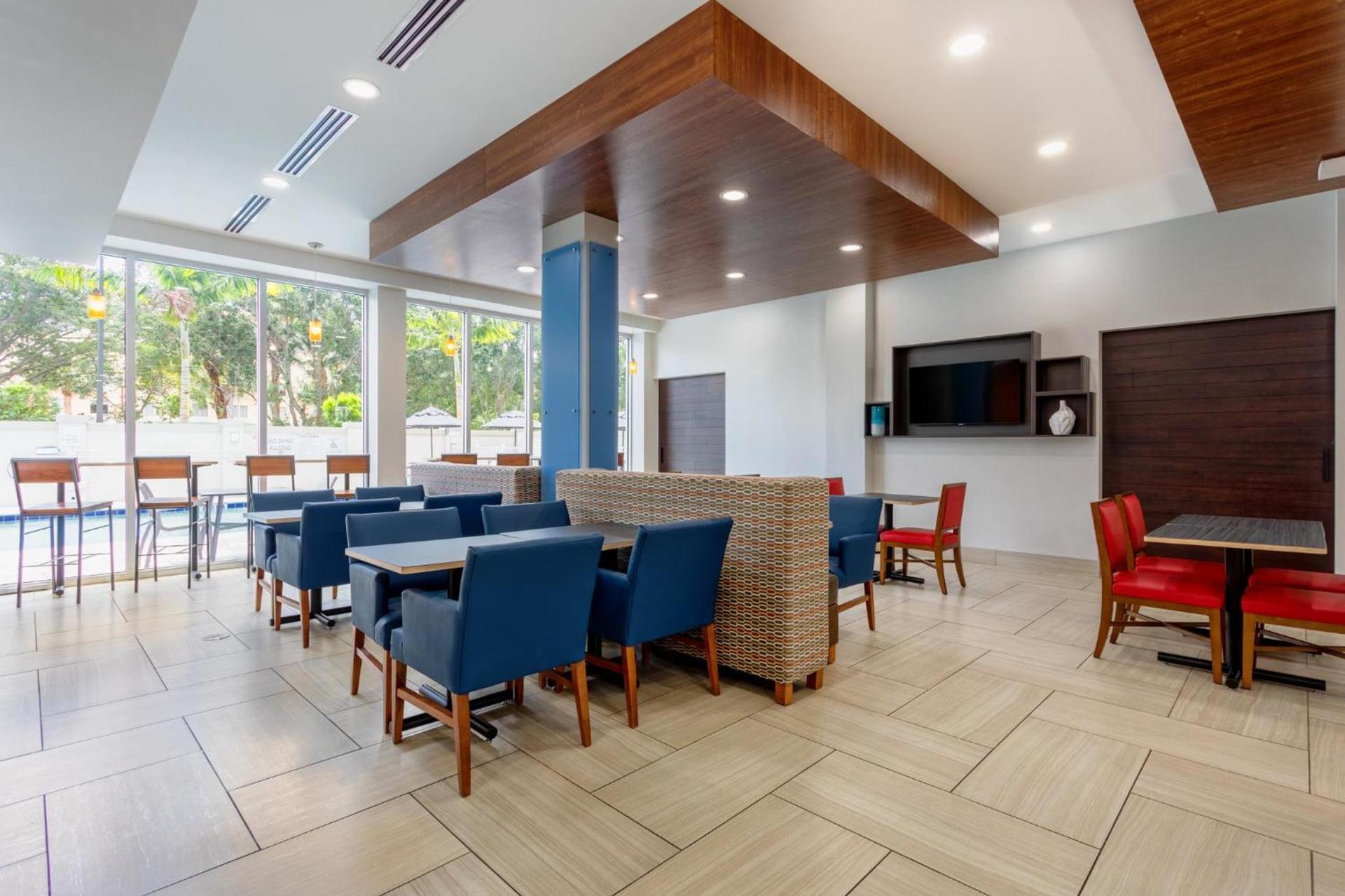 Holiday Inn Express & Suites - Miramar by IHG photo 37