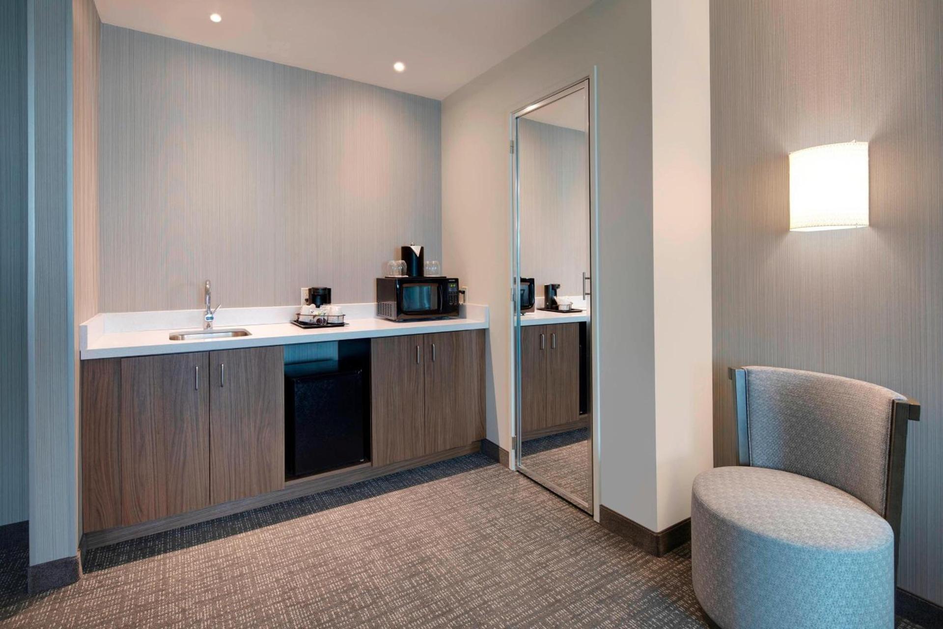 Courtyard by Marriott Atlanta Vinings/Galleria photo 49