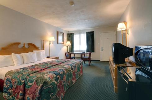 Americas Best Value Inn Uvalde photo 21
