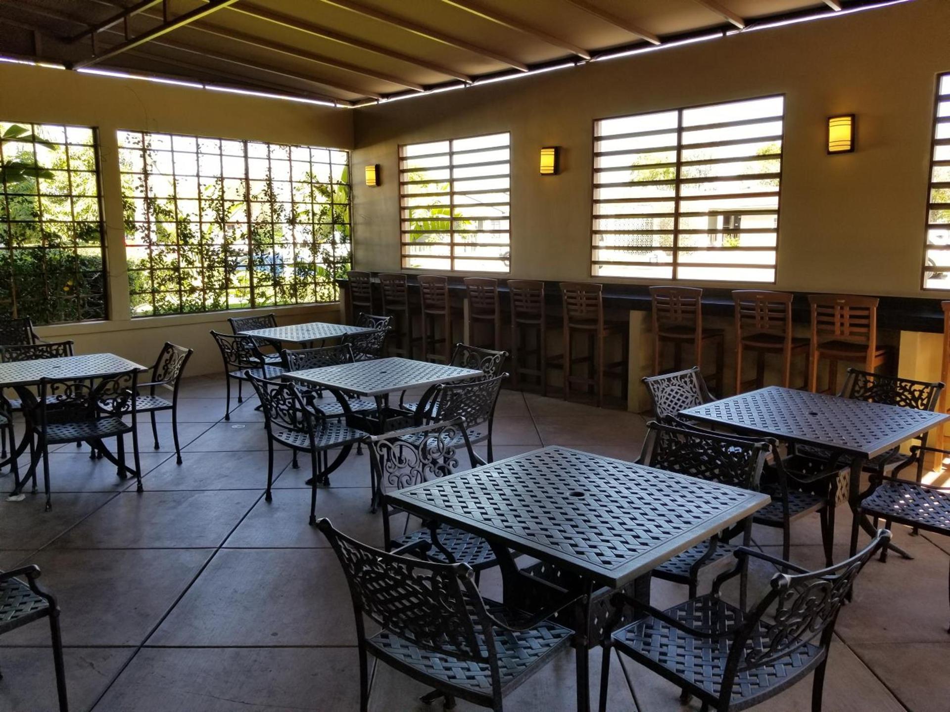 Quality Inn & Suites Anaheim Maingate photo 47
