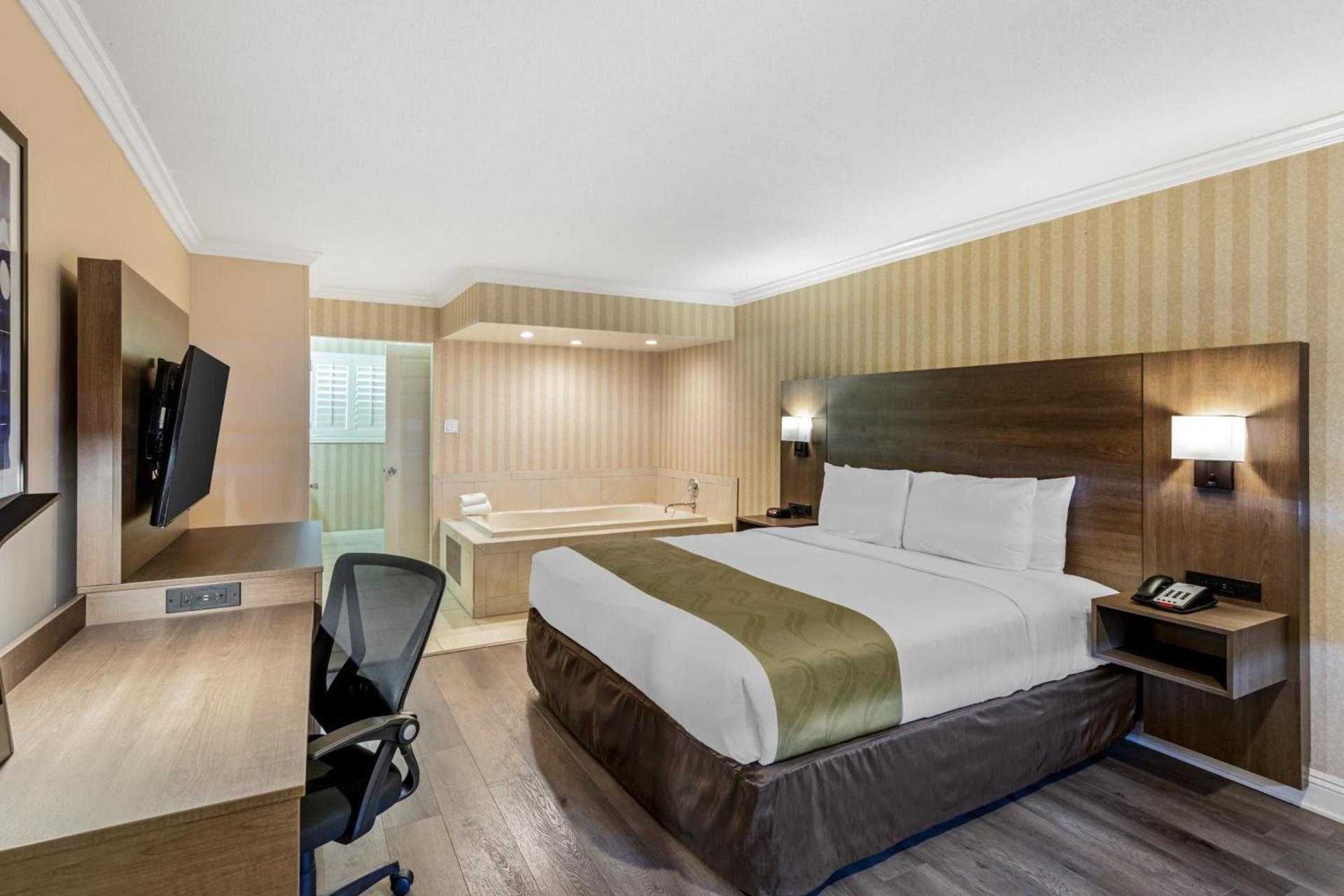 Quality Inn & Suites Anaheim Maingate photo 66