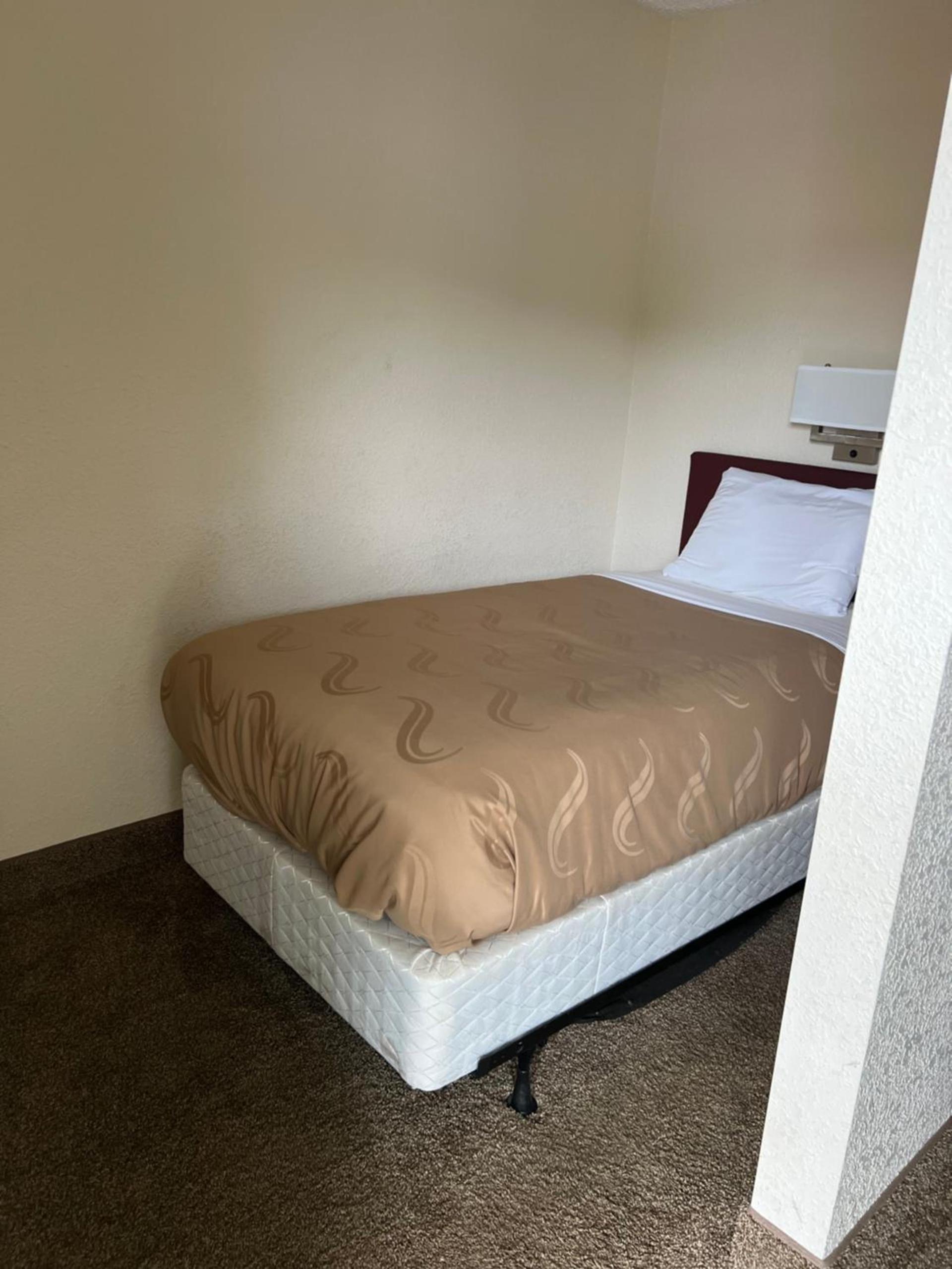 Quality Inn Lakefront photo 12