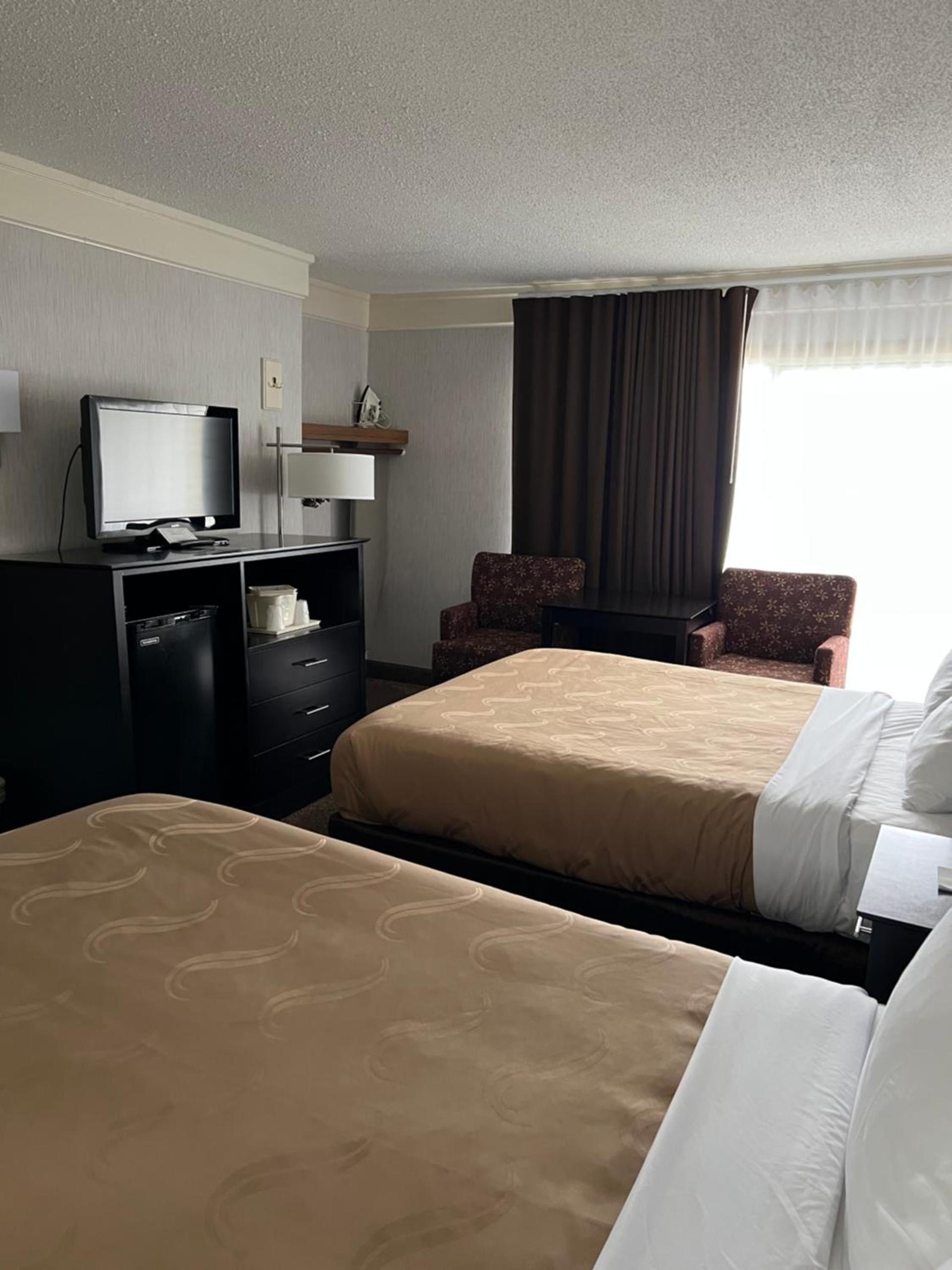 Quality Inn Lakefront photo 16