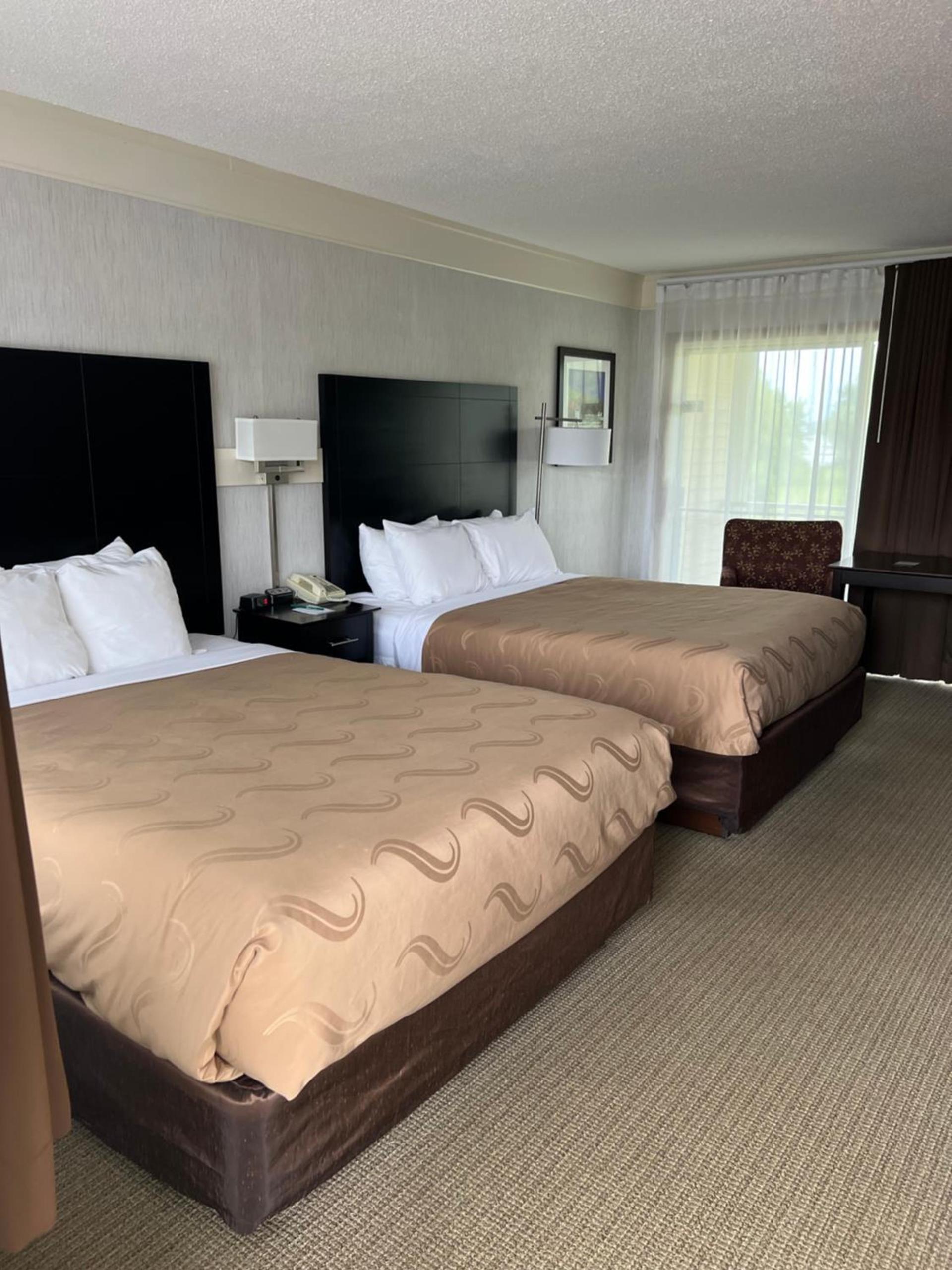 Quality Inn Lakefront photo 15