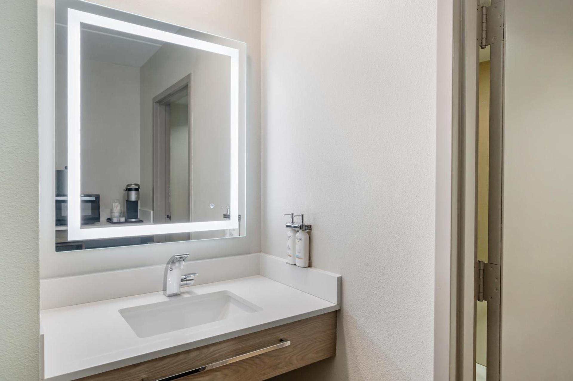 Holiday Inn Express Greencastle by IHG photo 12