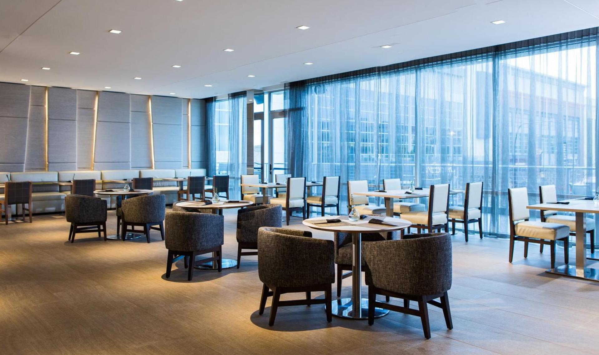 AC Hotel Cincinnati at Liberty Center photo 7