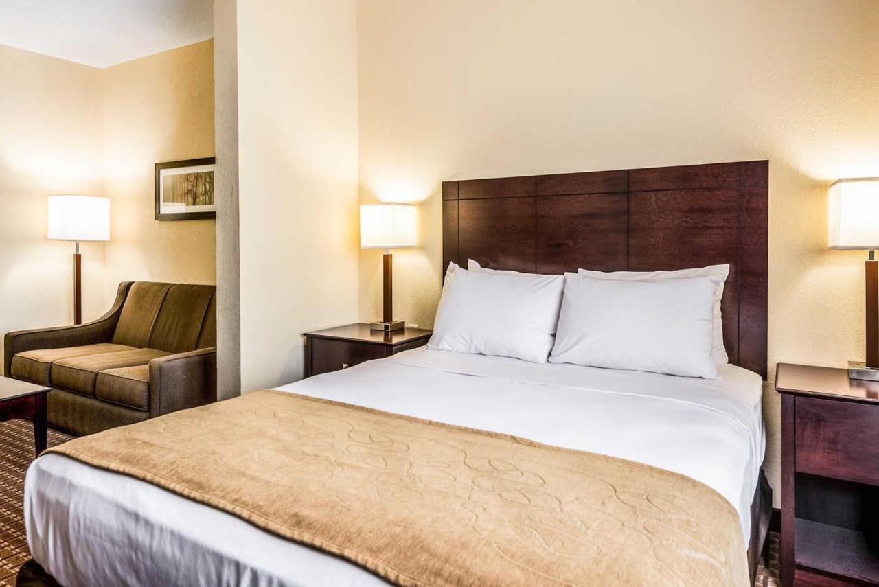 SureStay by Best Western Marion photo 31