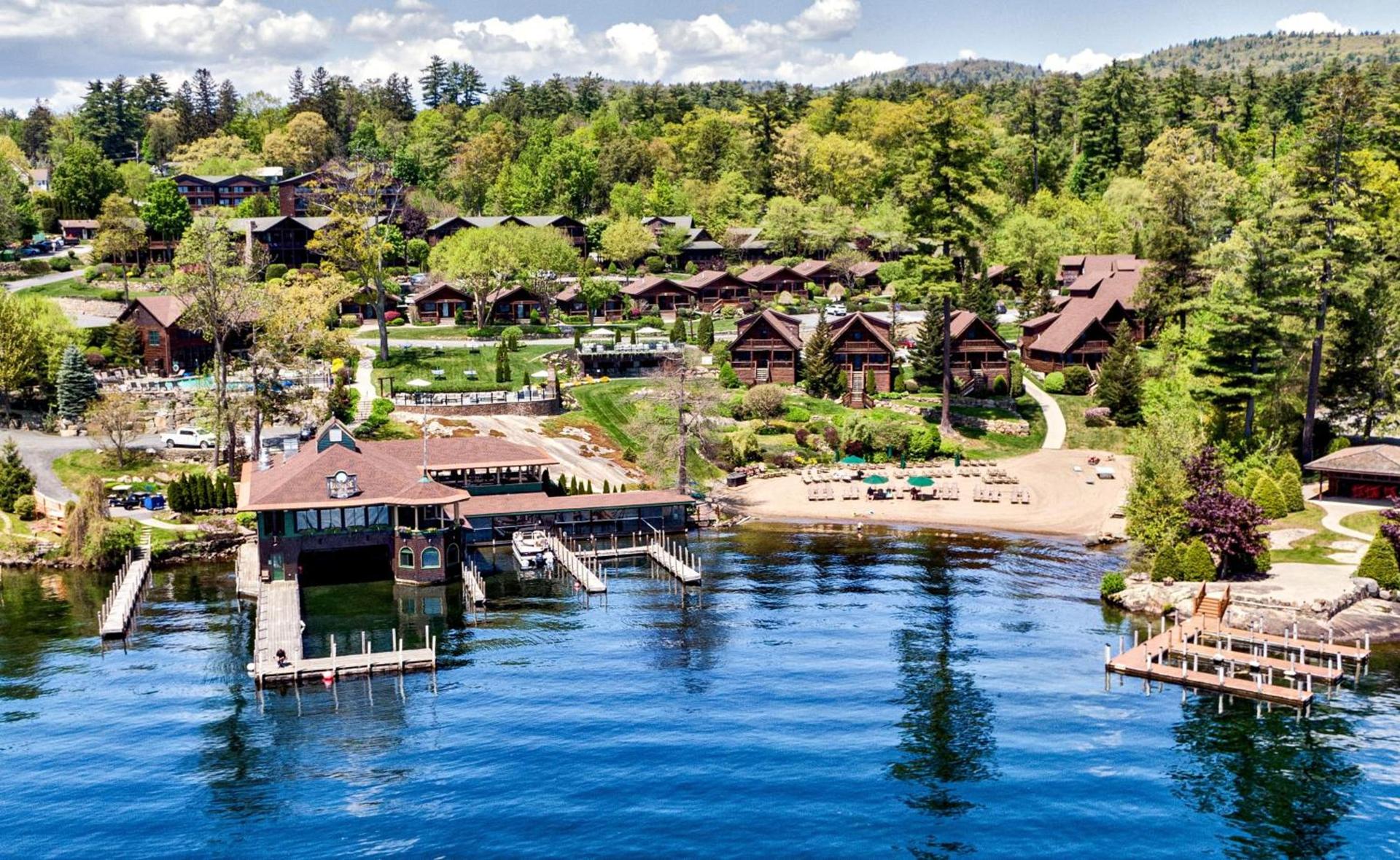 The Lodges at Cresthaven photo 2