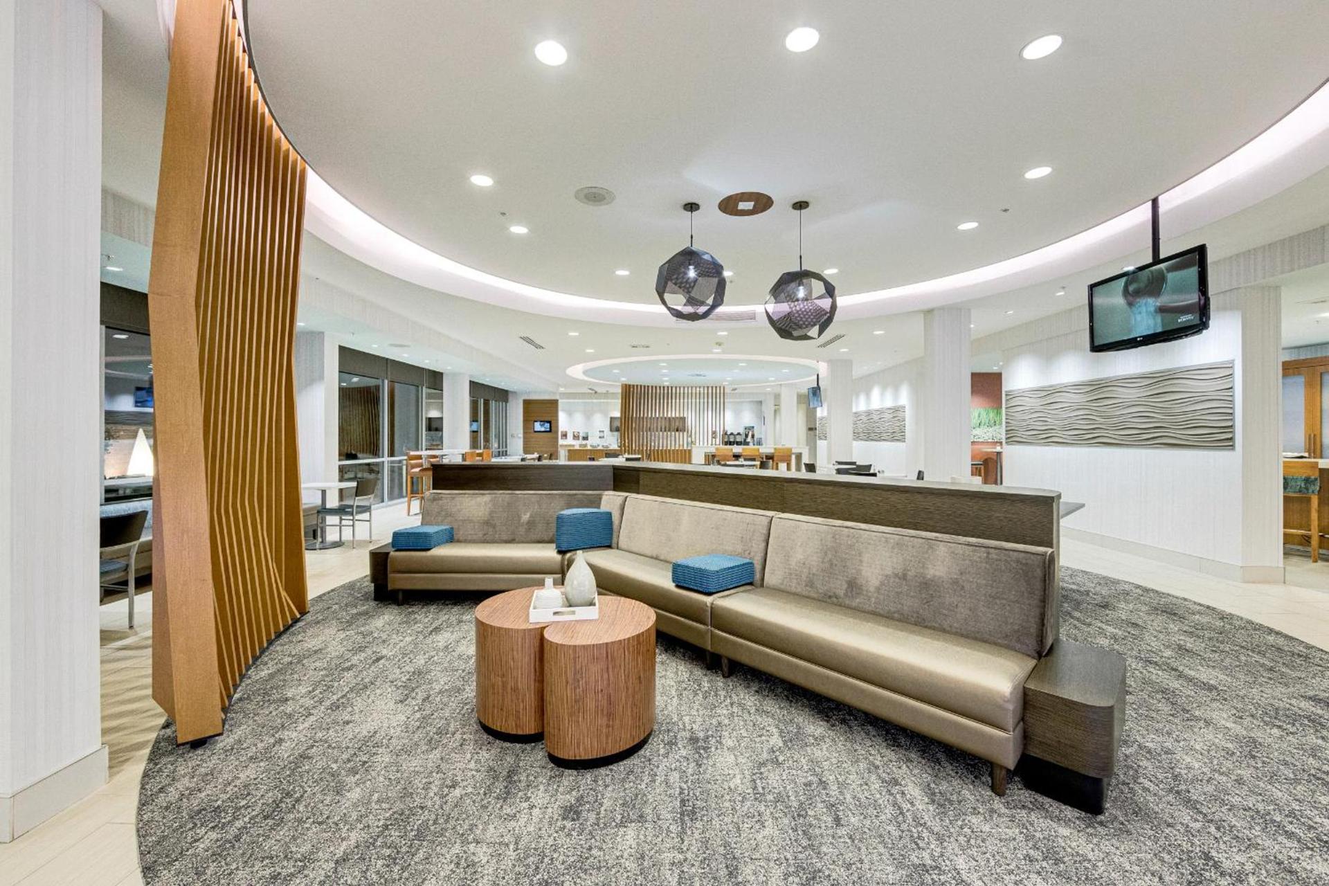 SpringHill Suites by Marriott Houston The Woodlands photo 2