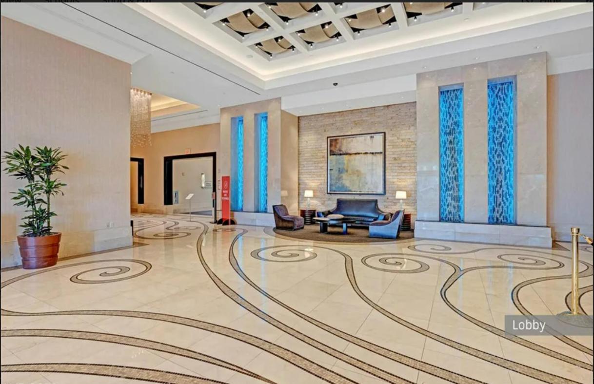 Signature MGM Suite with Strip and Sphere View photo 15
