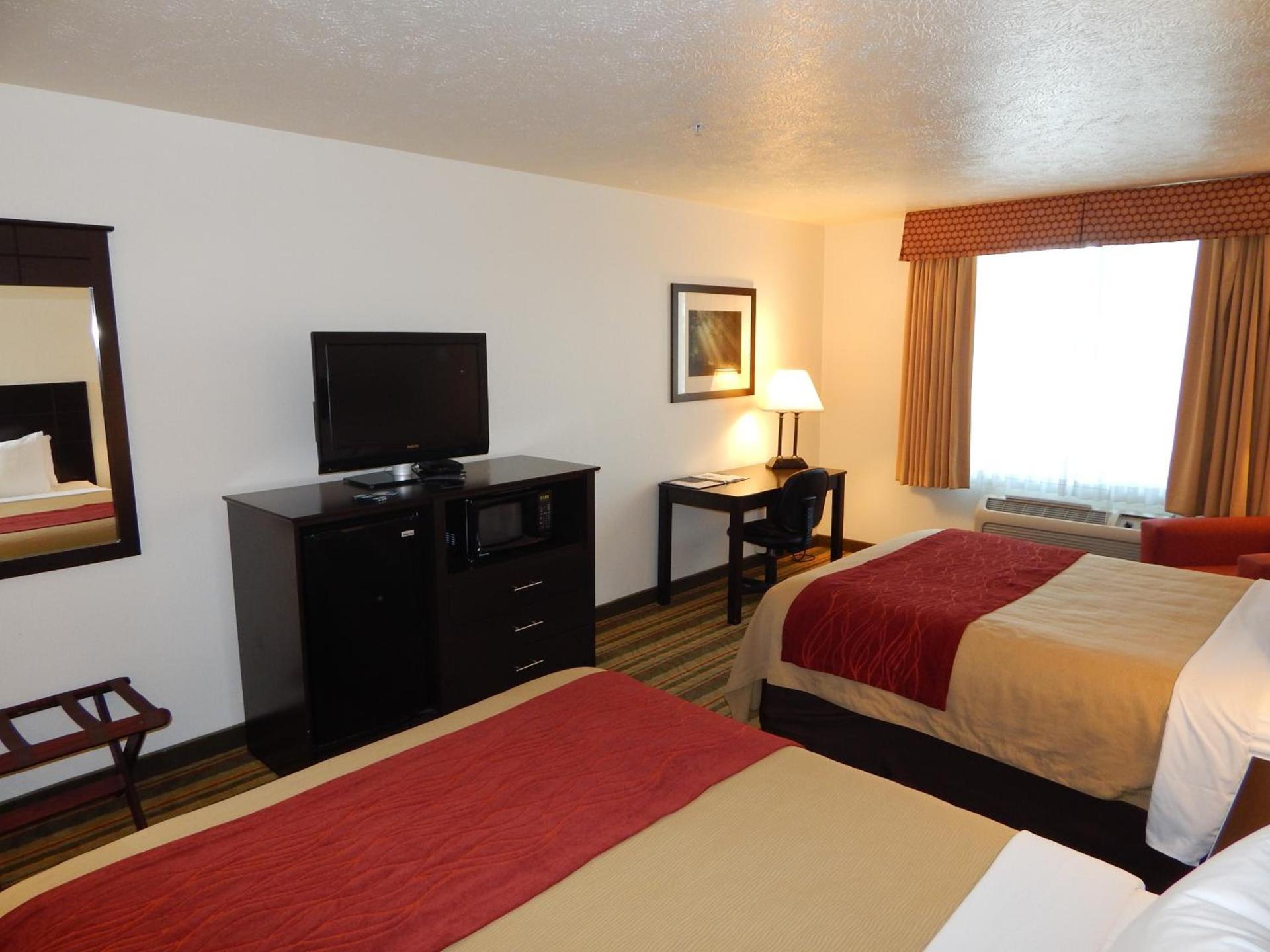 Best Western Visalia Hotel photo 58