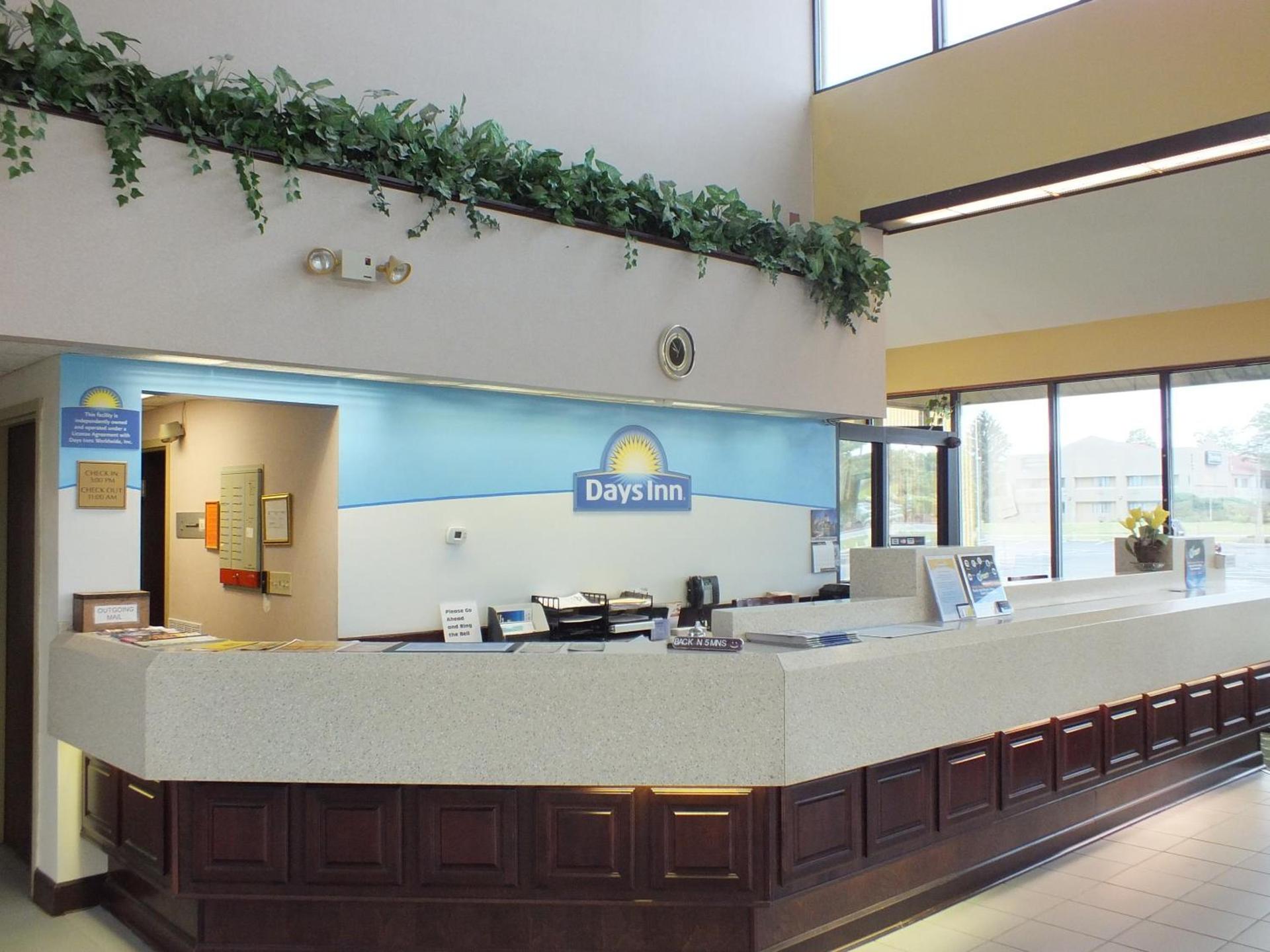 Days Inn by Wyndham Indianapolis Castleton photo 23