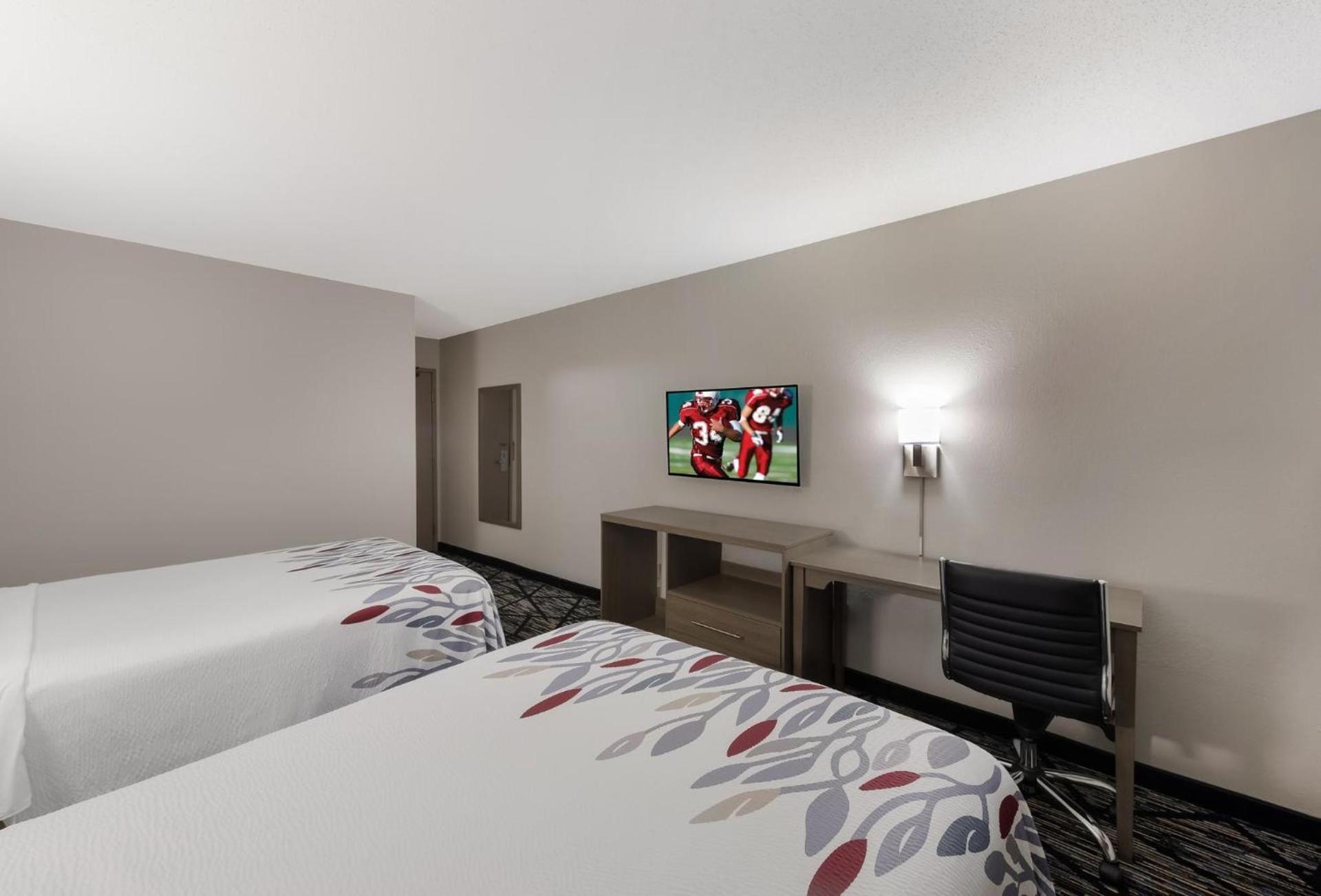 Red Roof Inn Mansfield photo 21