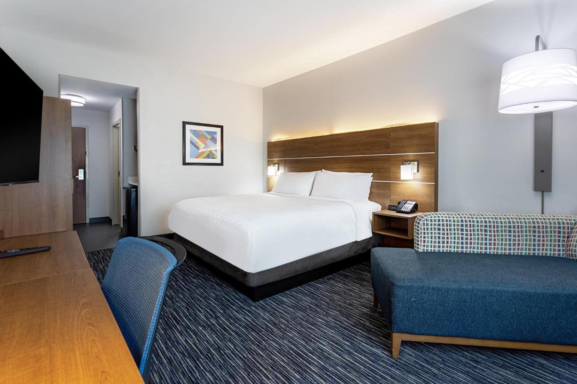 Holiday Inn Express & Suites - Miramar by IHG photo 35