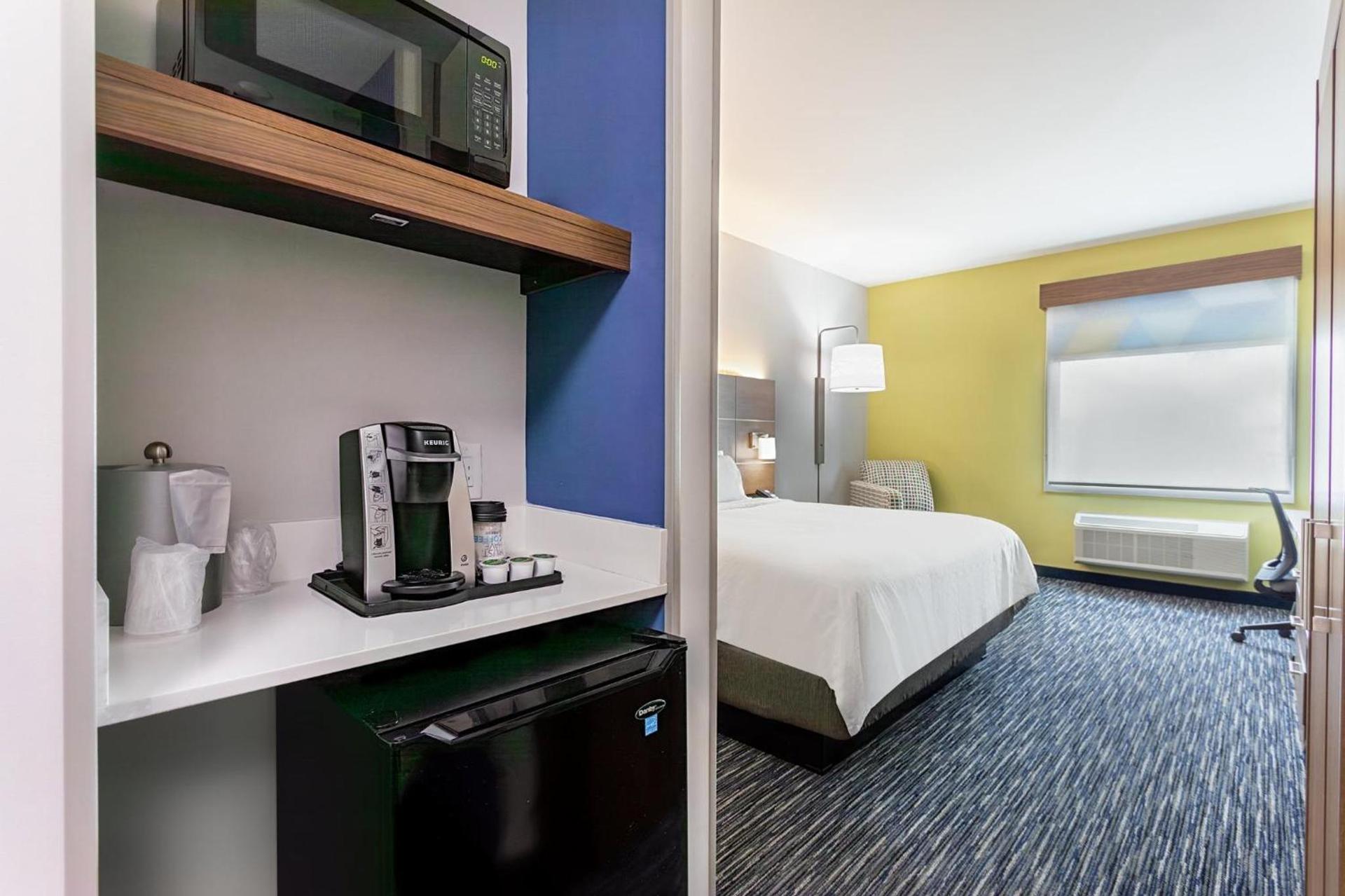 Holiday Inn Express & Suites - Miramar by IHG photo 33