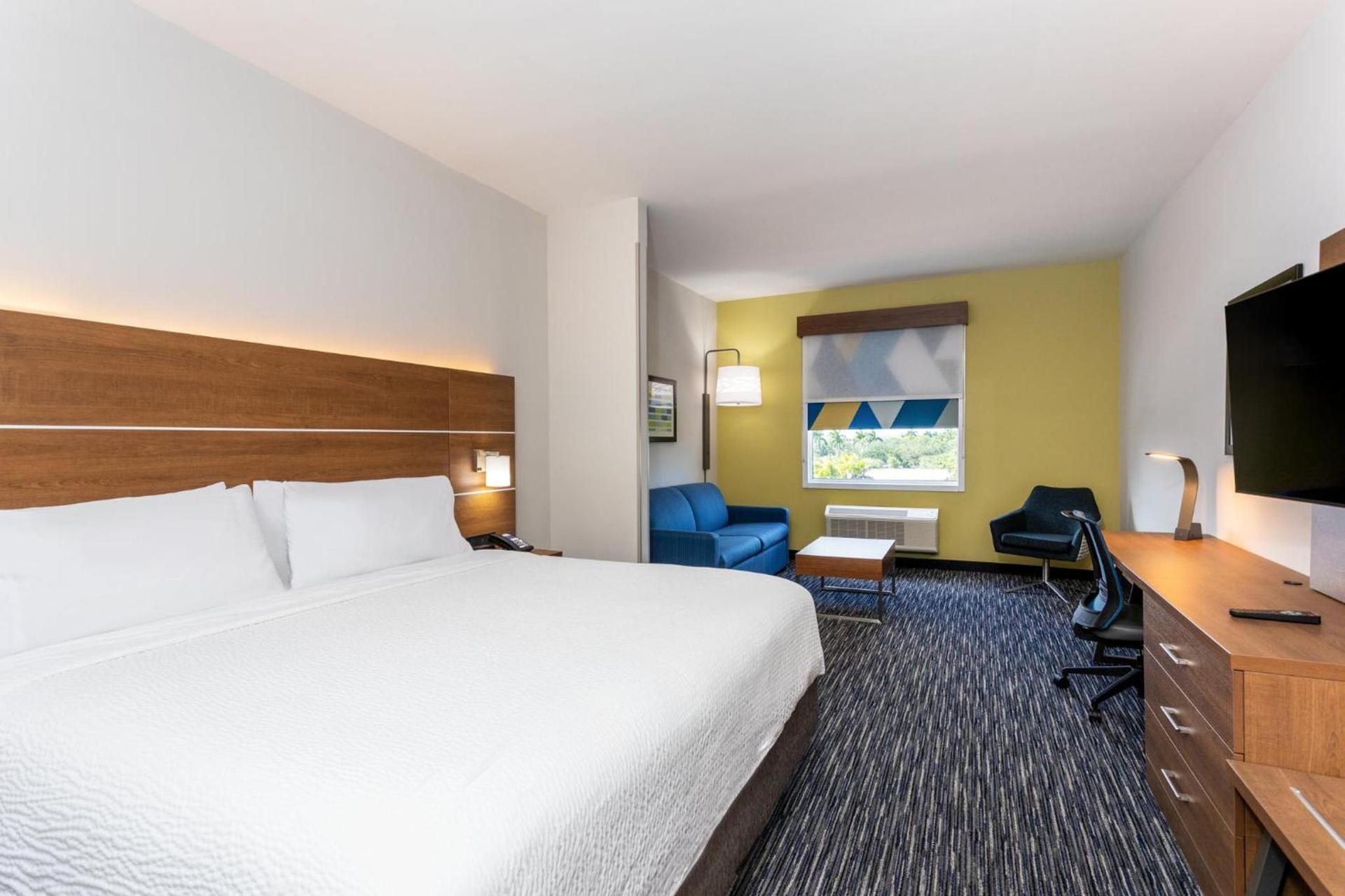 Holiday Inn Express & Suites - Miramar by IHG photo 24