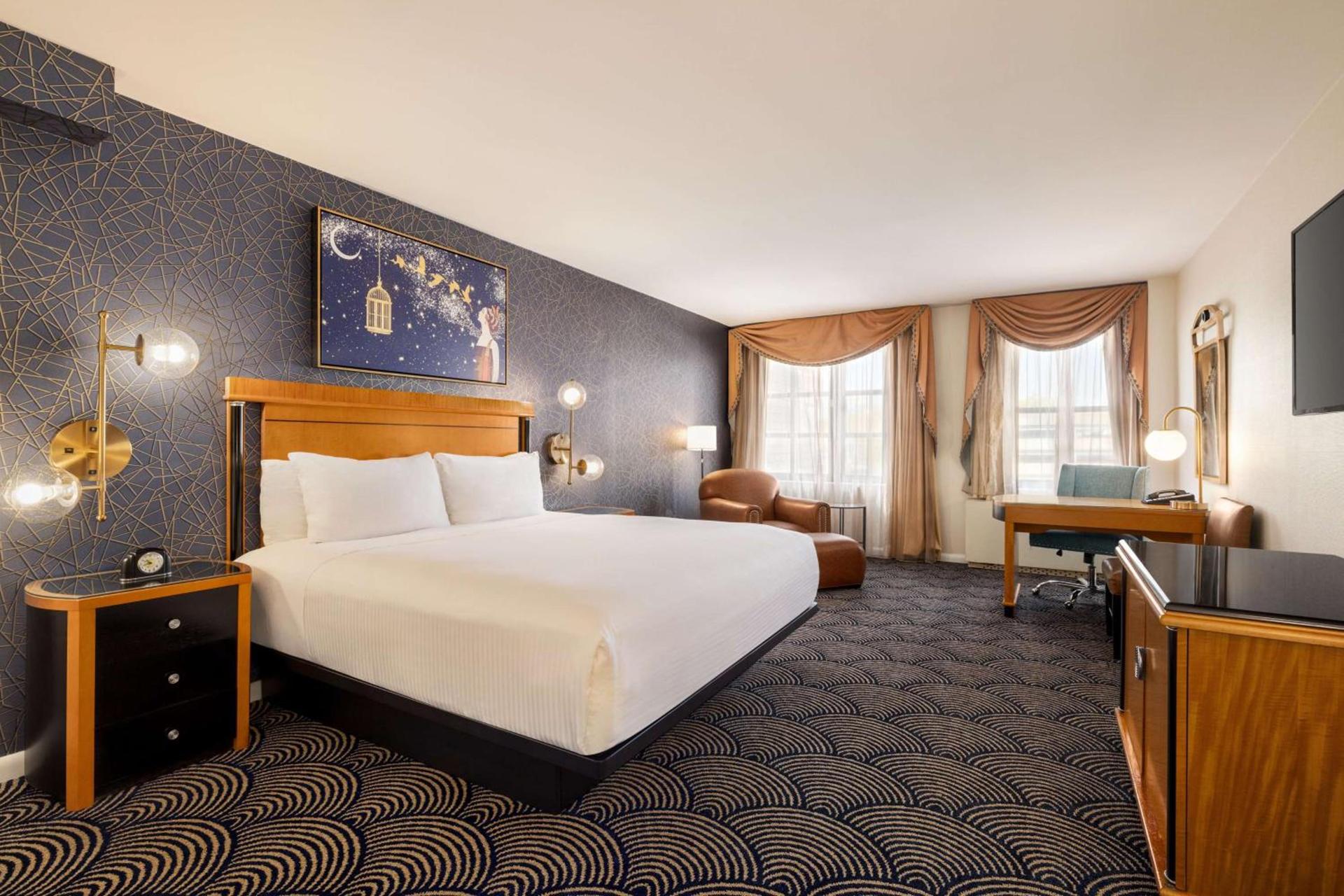 Inn at Great Neck photo 4