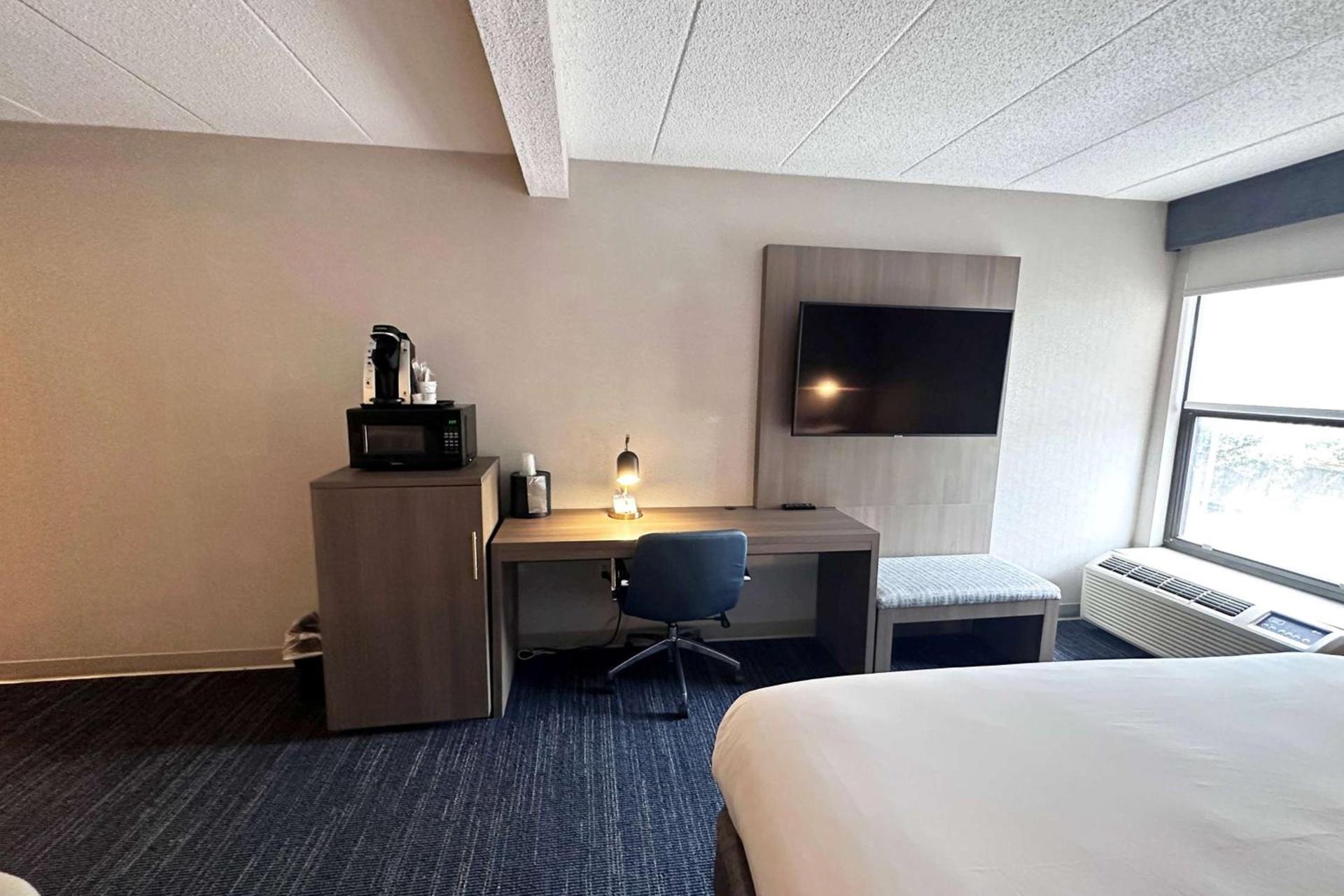 Wingate by Wyndham Waynesboro photo 24