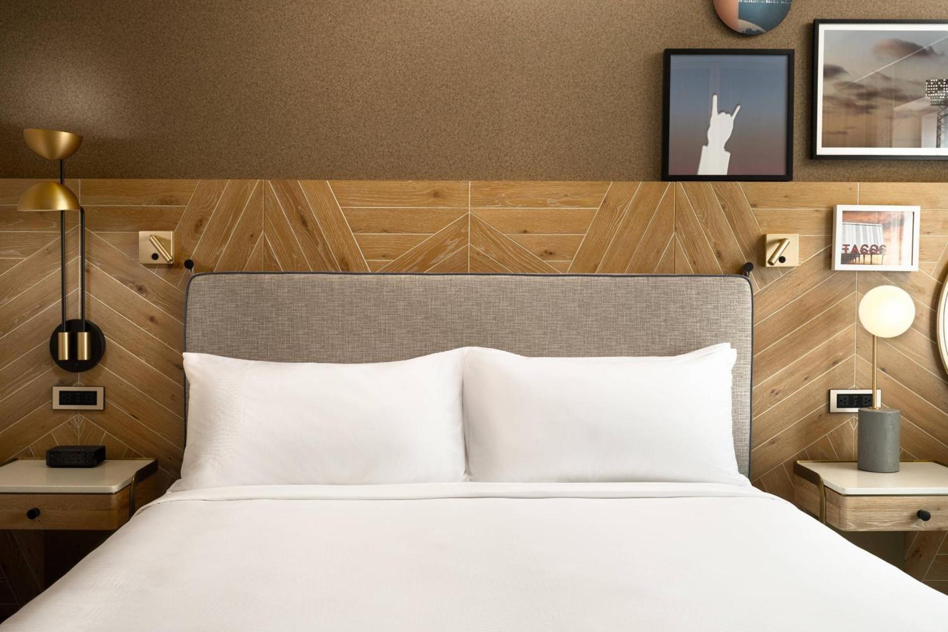 The Otis Hotel Austin, Autograph Collection photo 11
